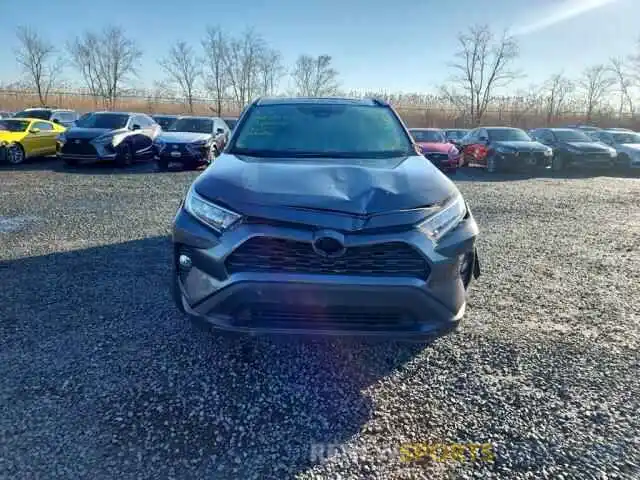 10 Photograph of a damaged car 2T3A1RFV9KC046256 TOYOTA RAV4 2019