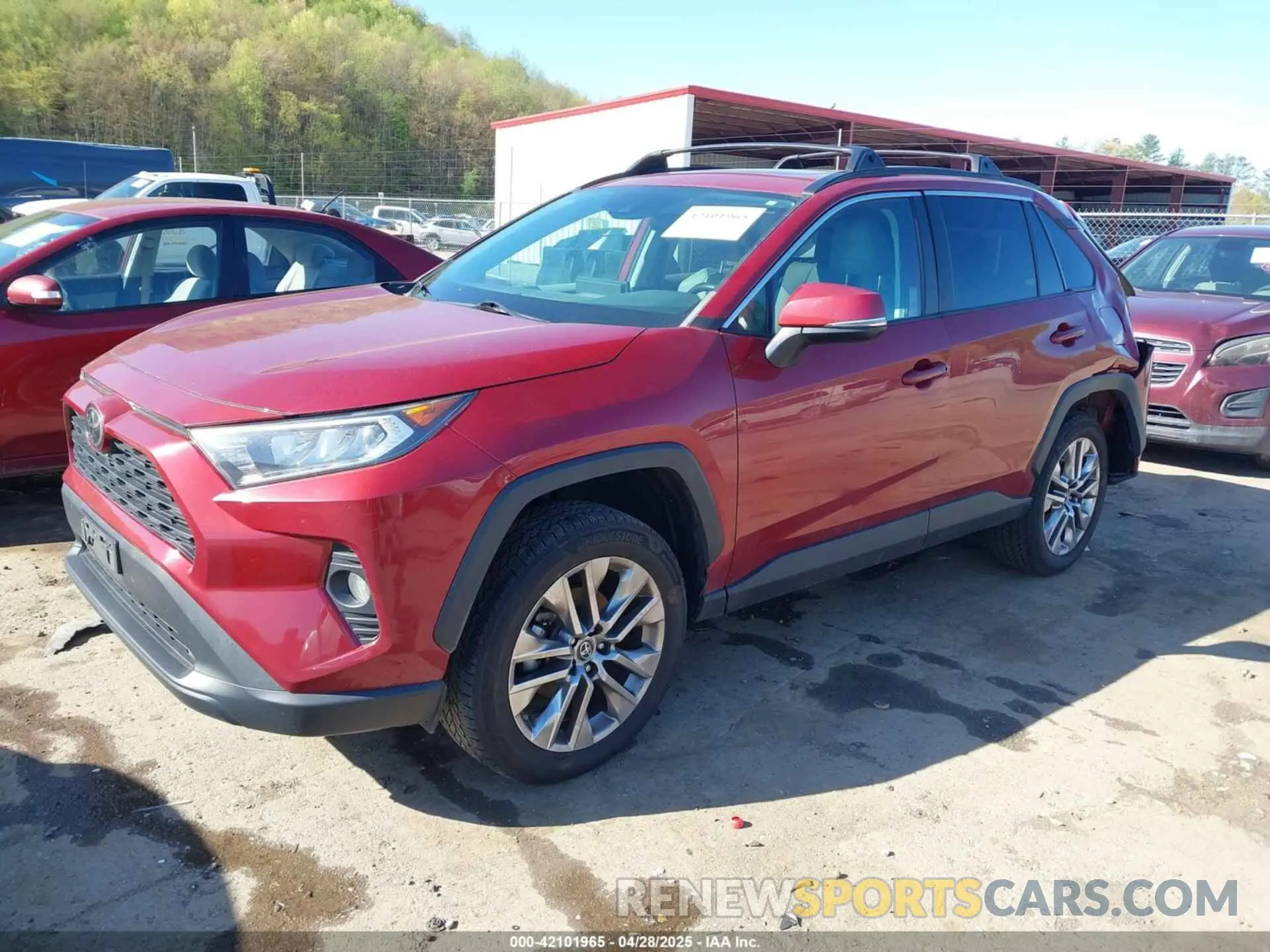 2 Photograph of a damaged car 2T3A1RFVXKC026386 TOYOTA RAV4 2019