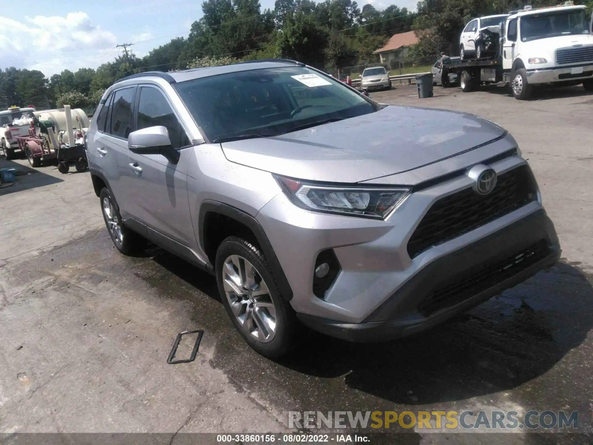 1 Photograph of a damaged car 2T3A1RFVXKC043690 TOYOTA RAV4 2019