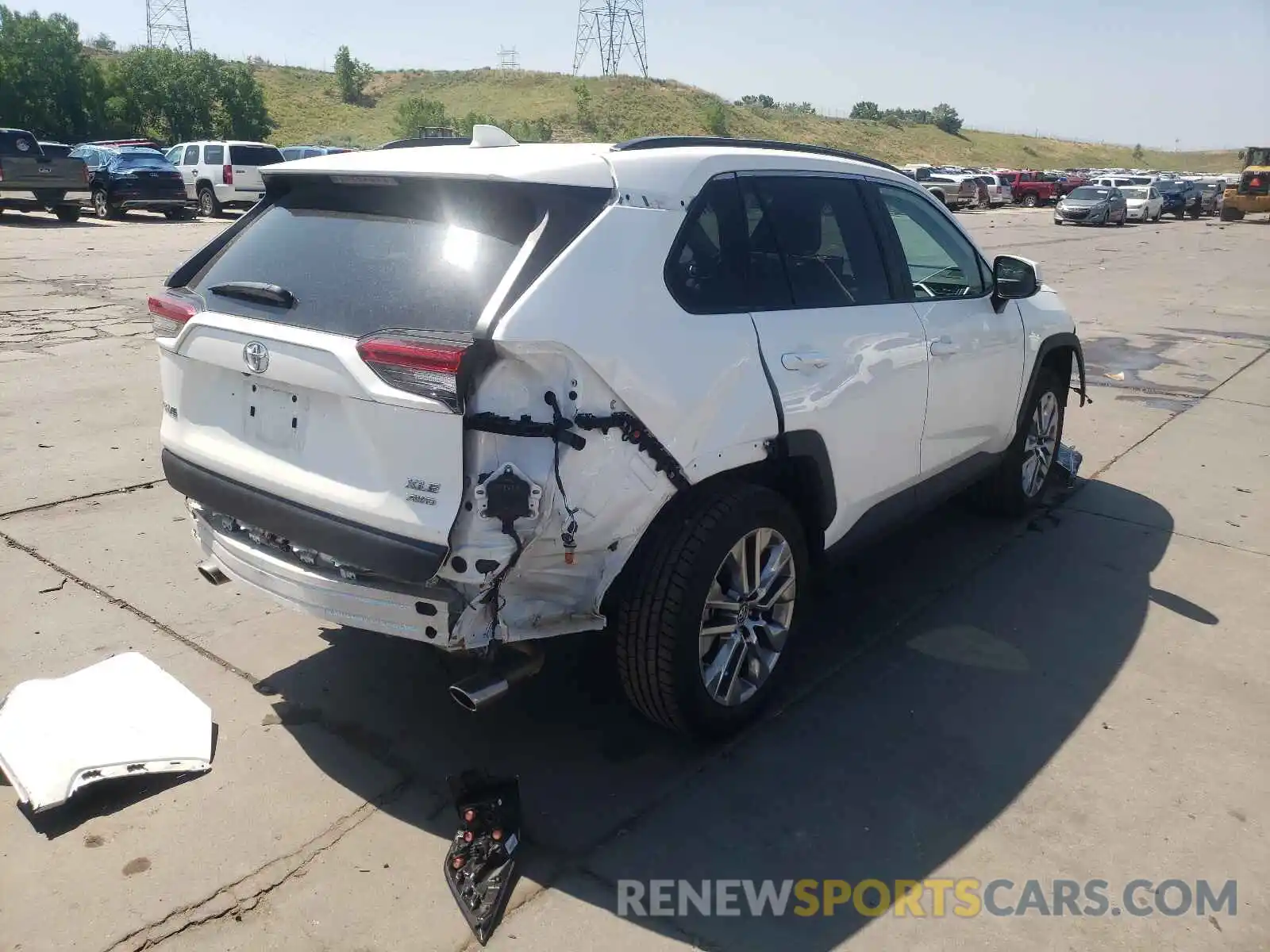 4 Photograph of a damaged car 2T3A1RFVXKC047223 TOYOTA RAV4 2019