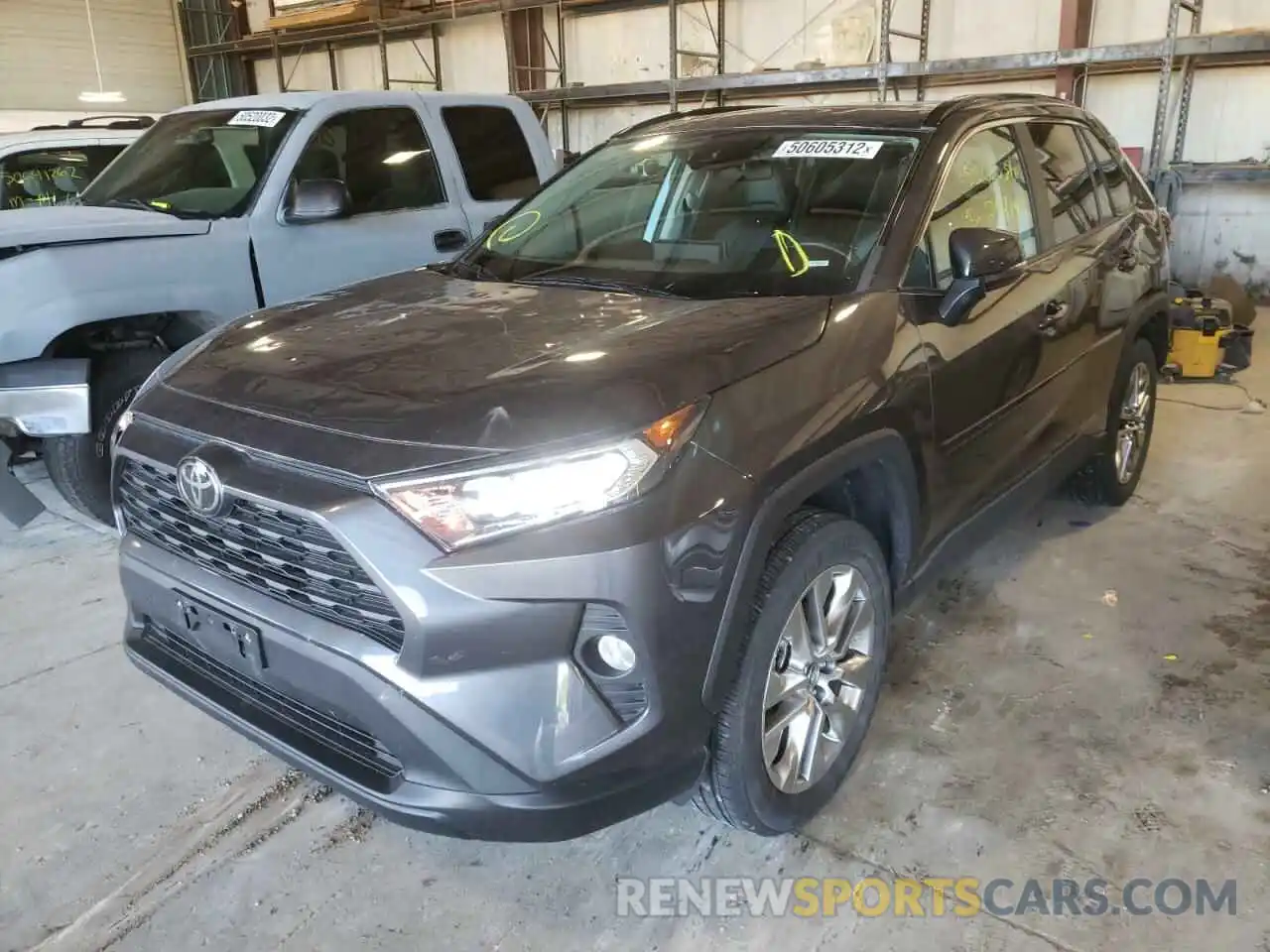 2 Photograph of a damaged car 2T3A1RFVXKW008436 TOYOTA RAV4 2019