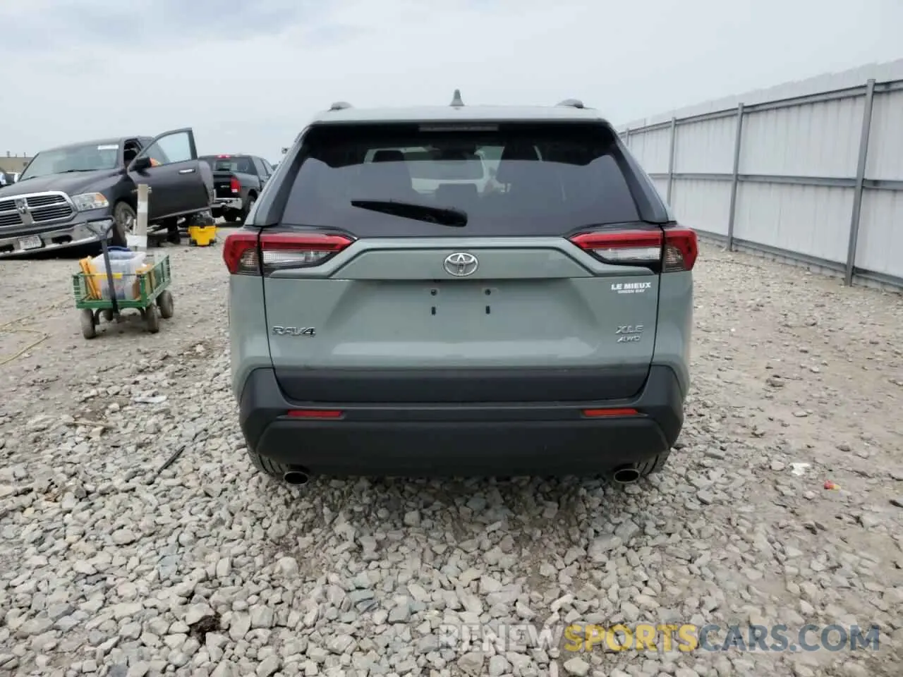 6 Photograph of a damaged car 2T3A1RFVXKW023048 TOYOTA RAV4 2019