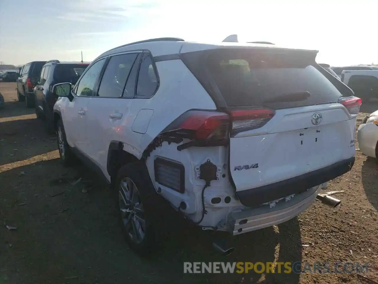 3 Photograph of a damaged car 2T3A1RFVXKW034163 TOYOTA RAV4 2019