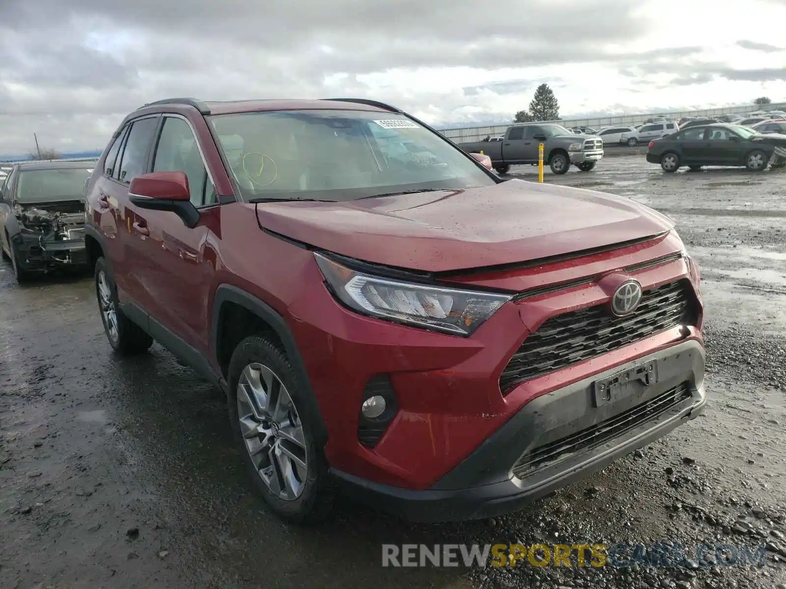 1 Photograph of a damaged car 2T3A1RFVXKW078681 TOYOTA RAV4 2019