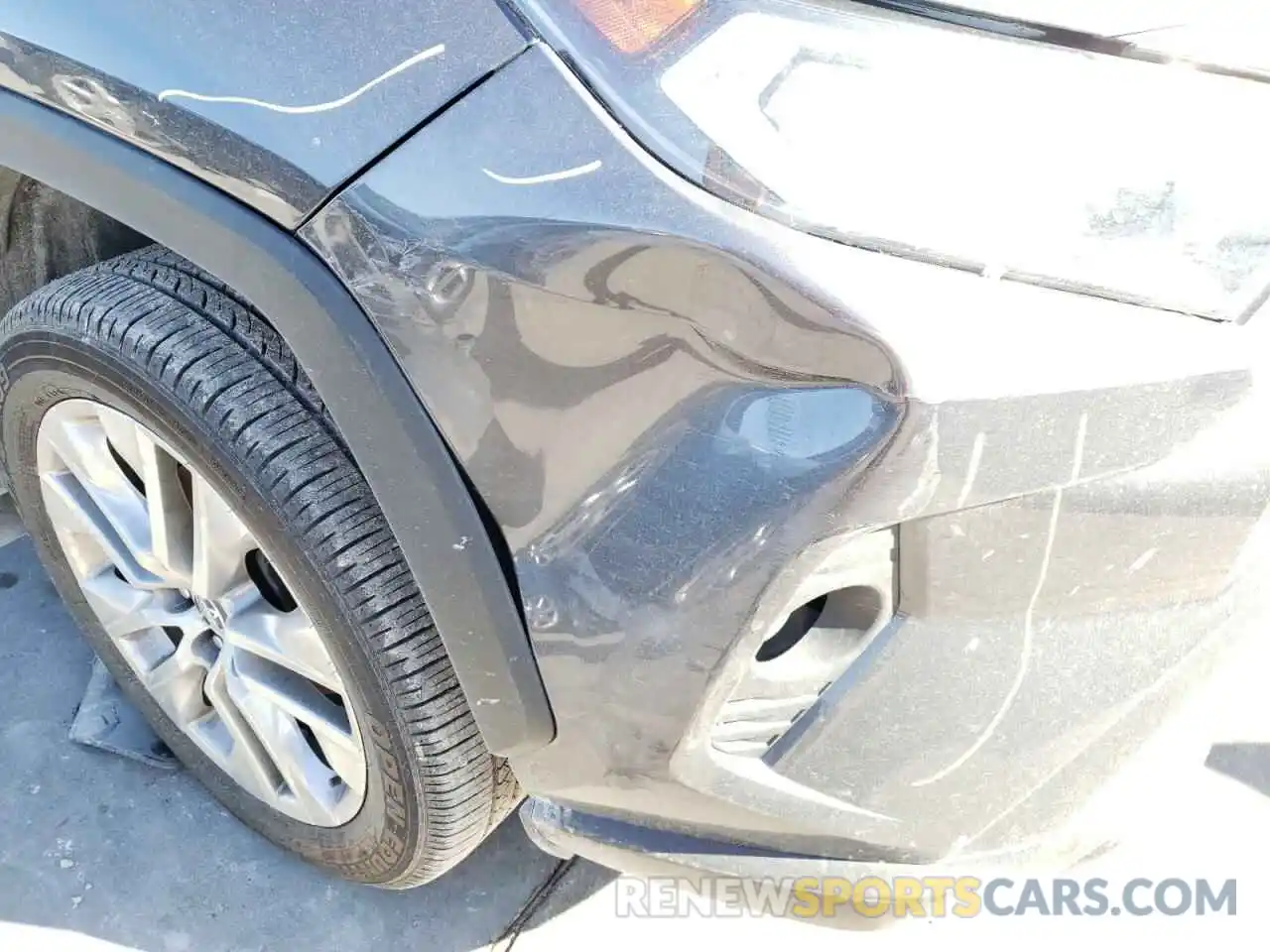 7 Photograph of a damaged car 2T3A1RFVXKW081757 TOYOTA RAV4 2019