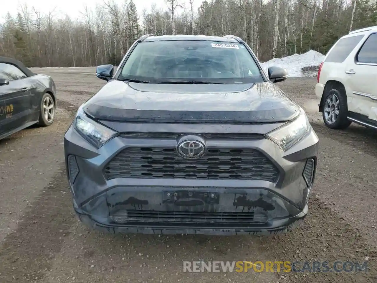 5 Photograph of a damaged car 2T3B1RFV1KW031494 TOYOTA RAV4 2019