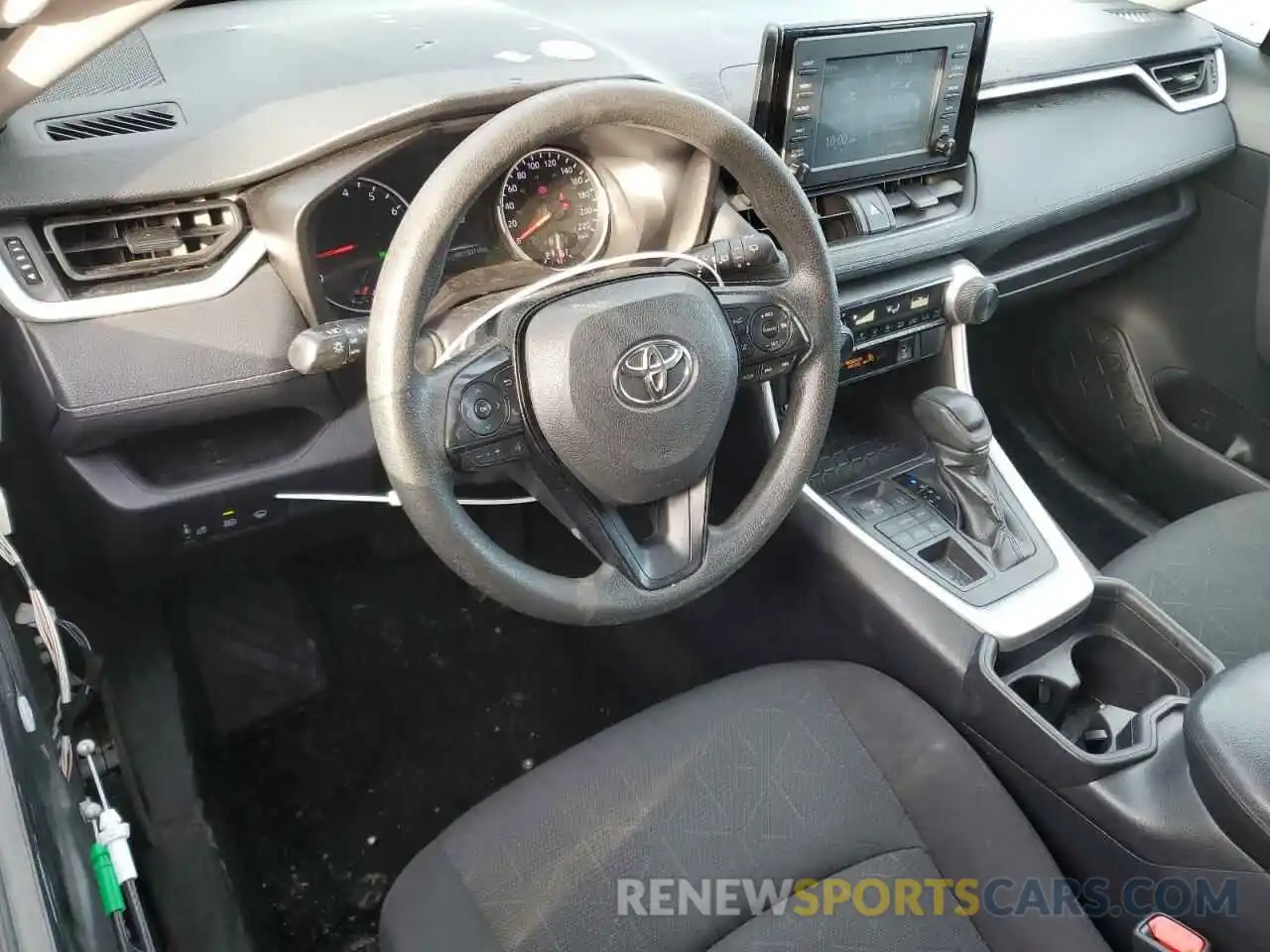 8 Photograph of a damaged car 2T3B1RFV1KW031494 TOYOTA RAV4 2019