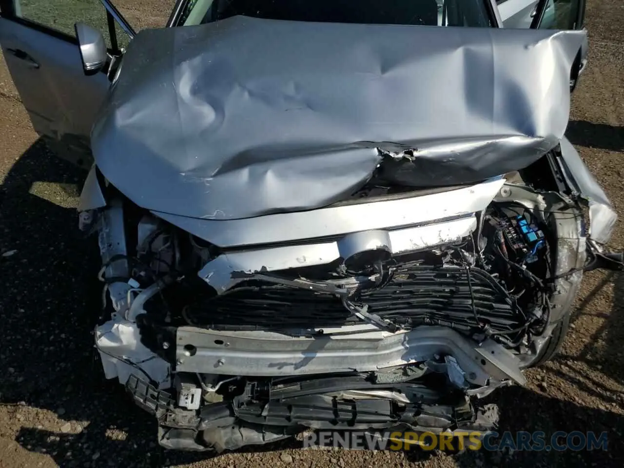 12 Photograph of a damaged car 2T3B1RFV1KW061501 TOYOTA RAV4 2019