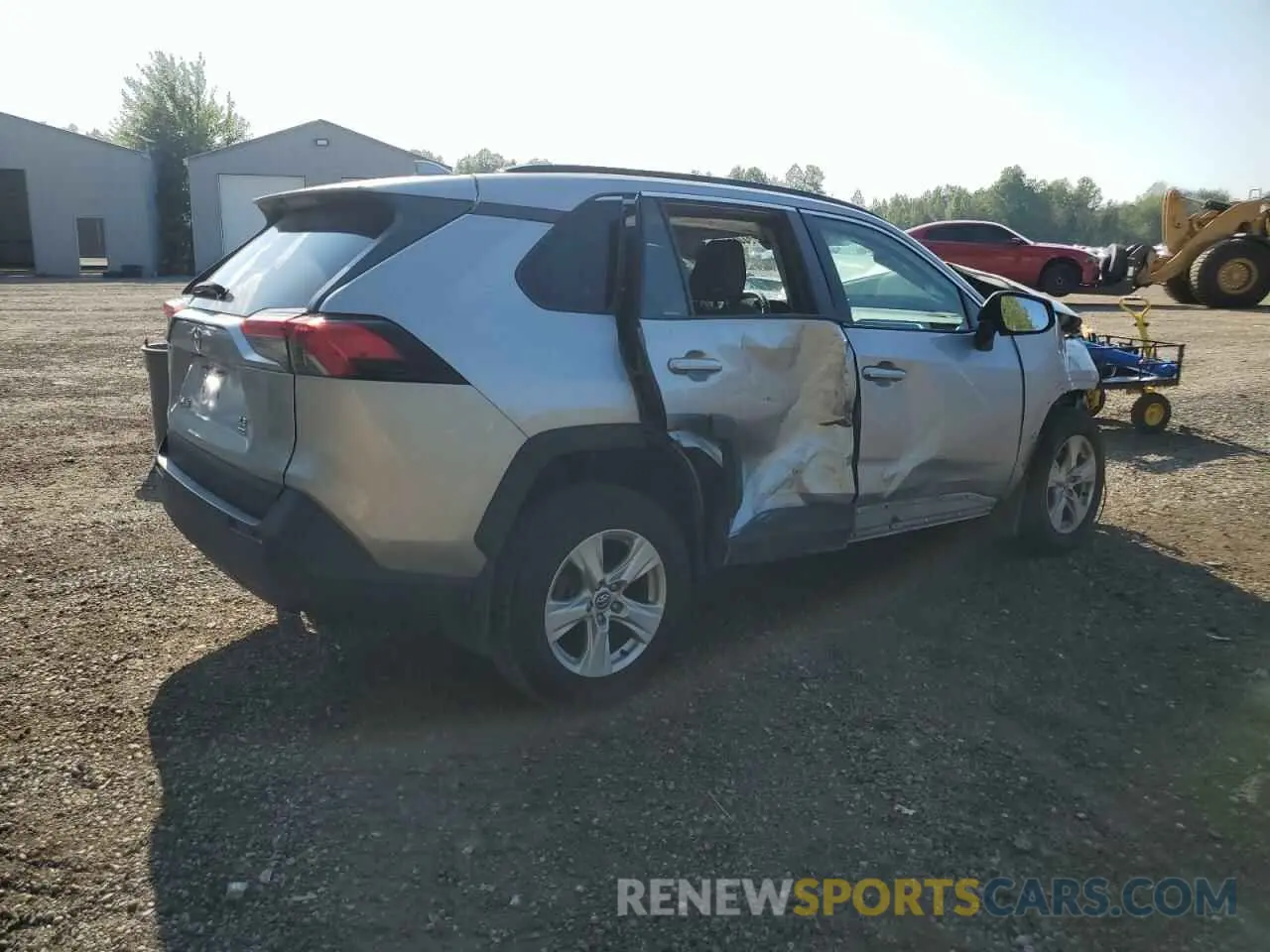 3 Photograph of a damaged car 2T3B1RFV1KW061501 TOYOTA RAV4 2019