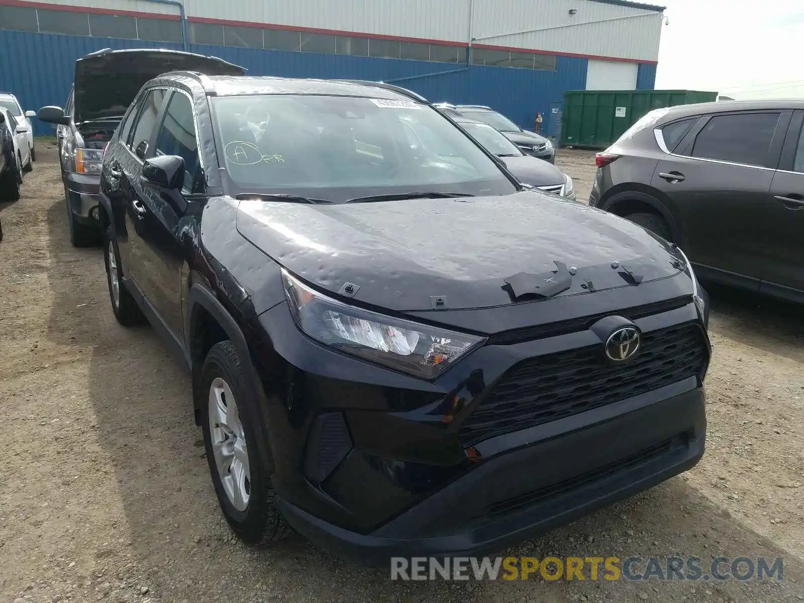 1 Photograph of a damaged car 2T3B1RFV3KW058695 TOYOTA RAV4 2019