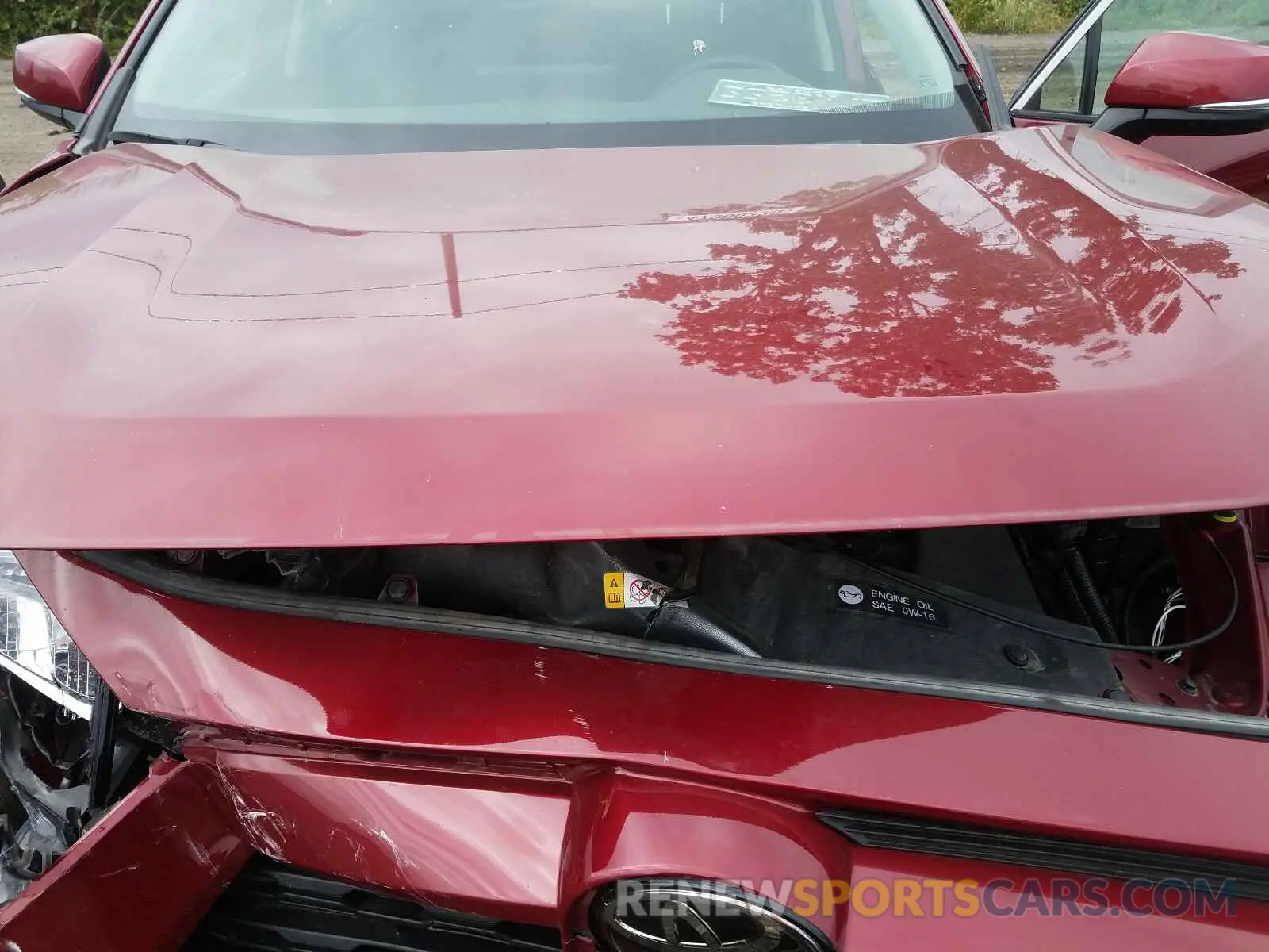 7 Photograph of a damaged car 2T3B1RFV6KW009829 TOYOTA RAV4 2019