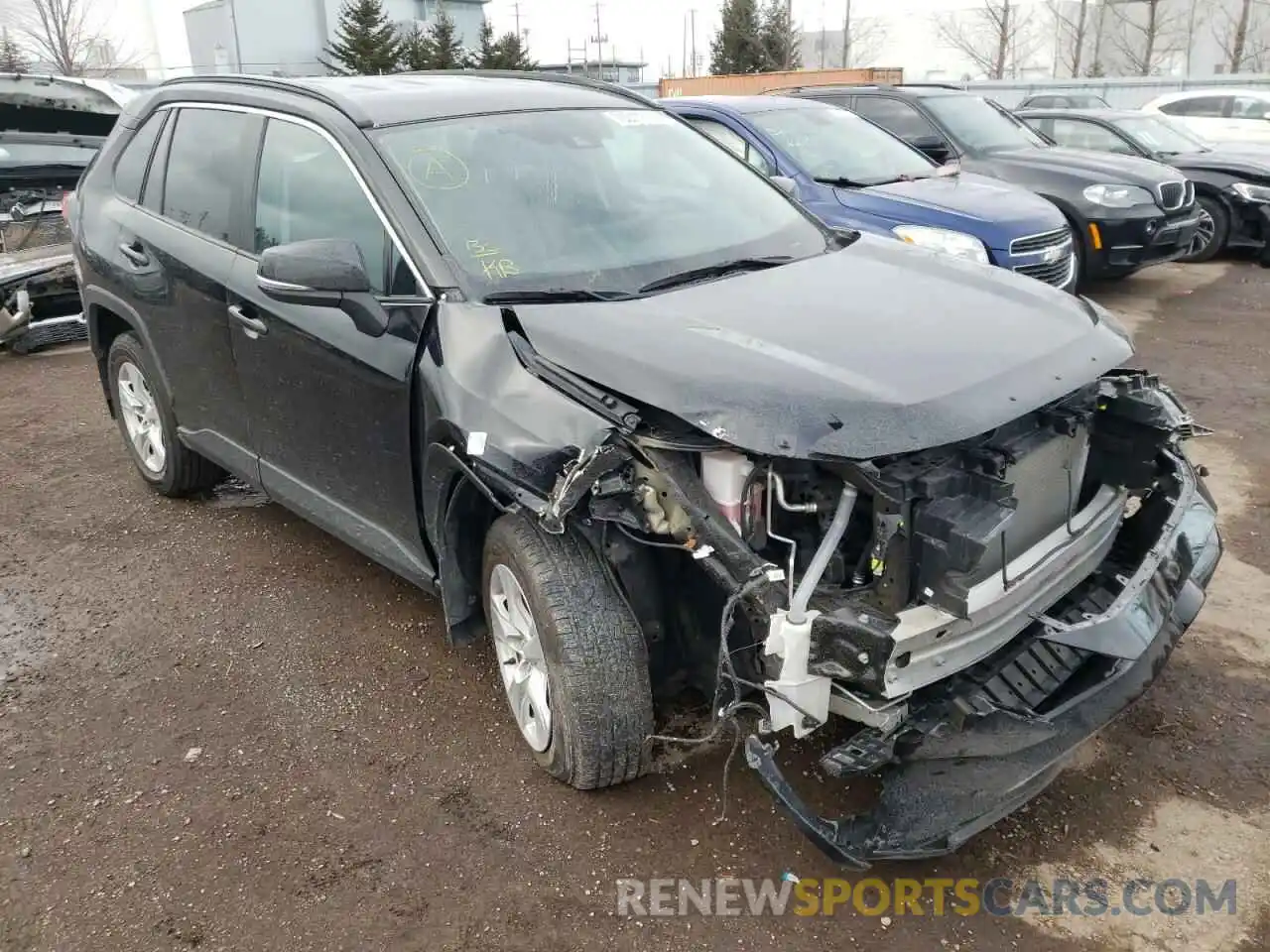 1 Photograph of a damaged car 2T3B1RFV8KC044308 TOYOTA RAV4 2019