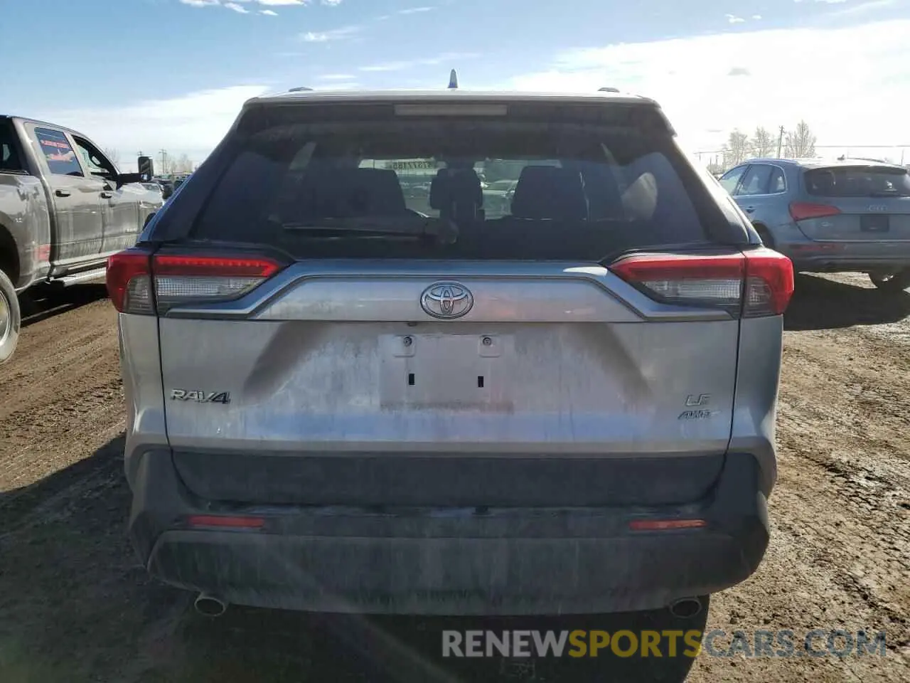 6 Photograph of a damaged car 2T3B1RFV8KW009041 TOYOTA RAV4 2019