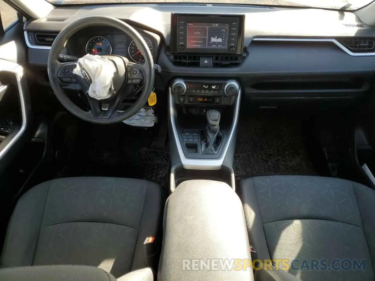 8 Photograph of a damaged car 2T3B1RFV8KW009041 TOYOTA RAV4 2019