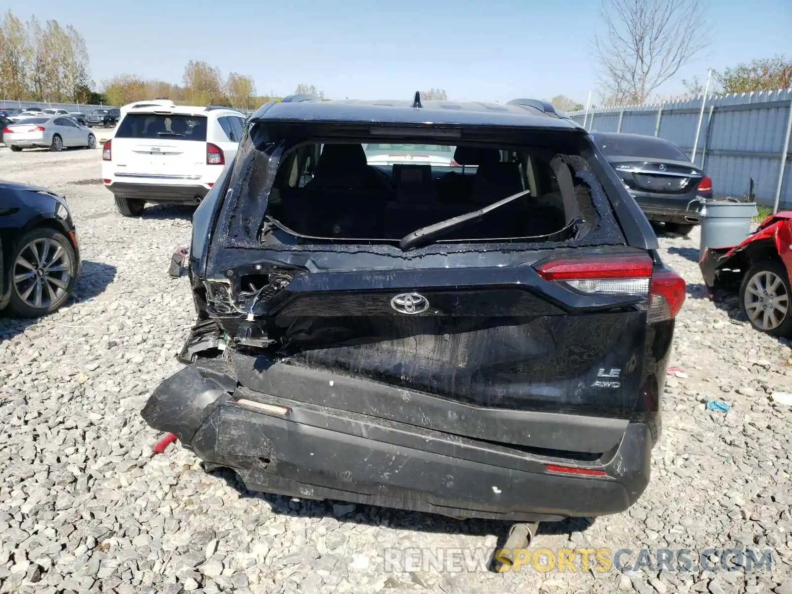 9 Photograph of a damaged car 2T3B1RFV8KW011615 TOYOTA RAV4 2019