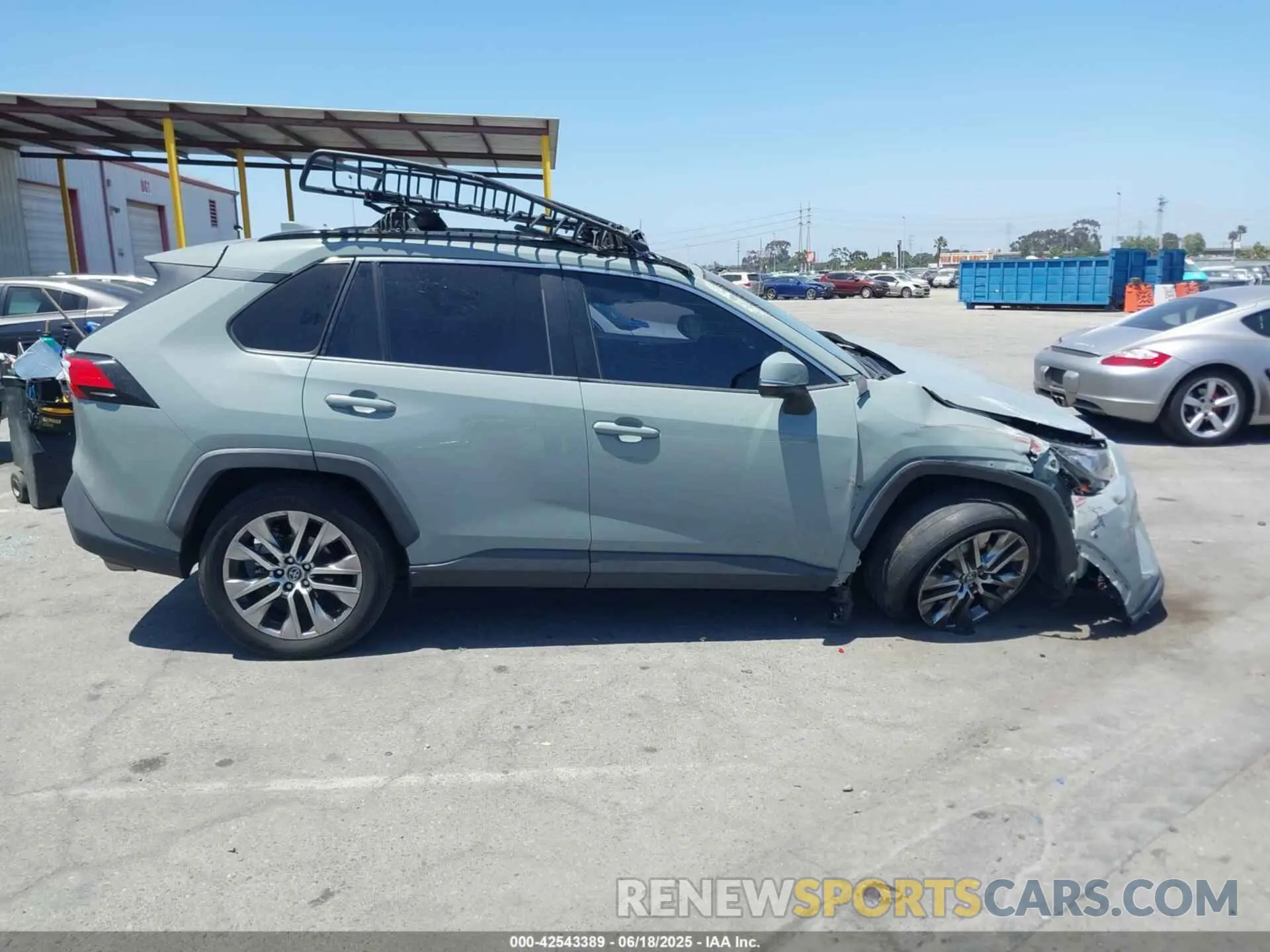 12 Photograph of a damaged car 2T3C1RFV0KC012974 TOYOTA RAV4 2019
