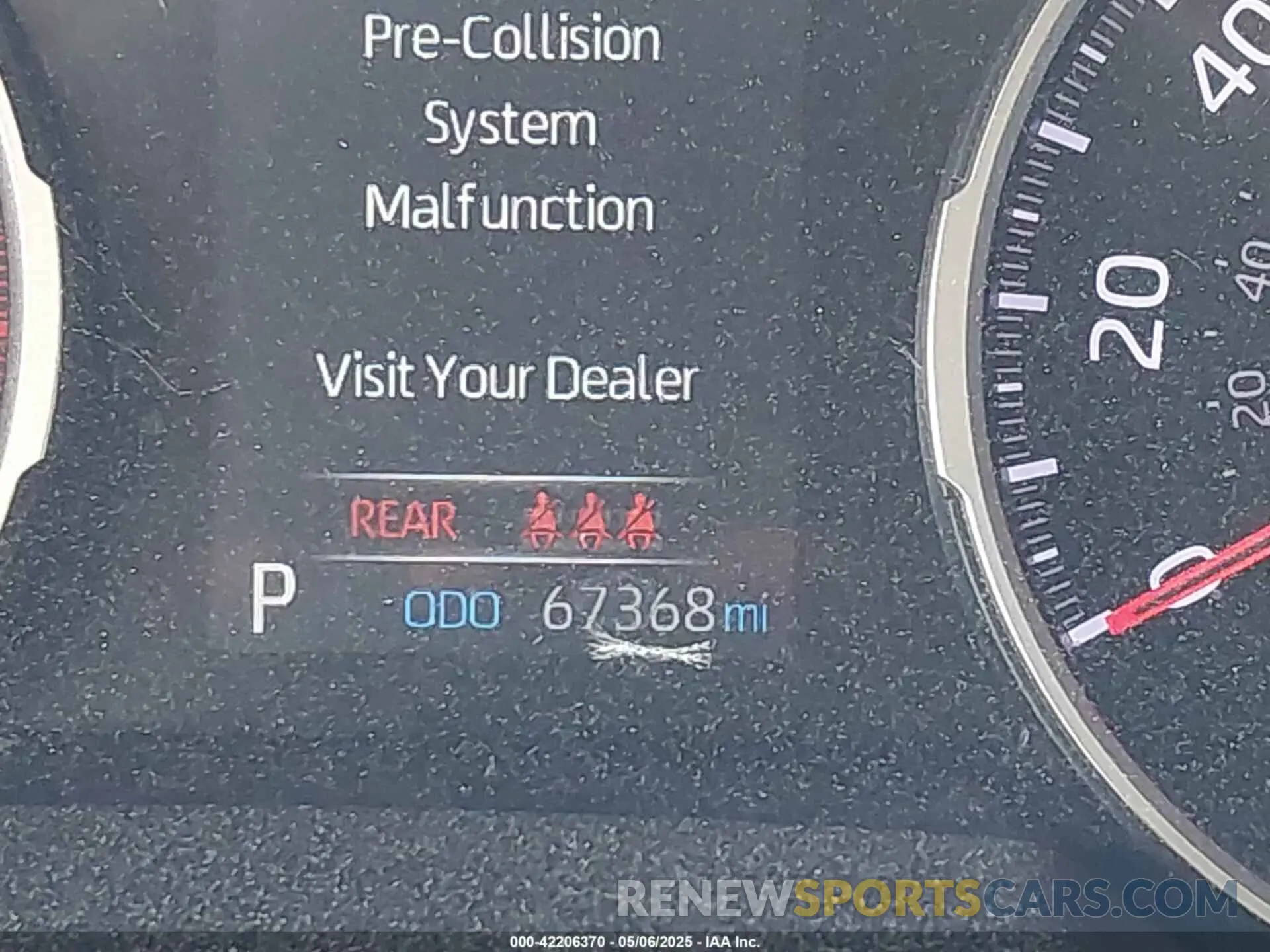 16 Photograph of a damaged car 2T3C1RFV0KW034830 TOYOTA RAV4 2019