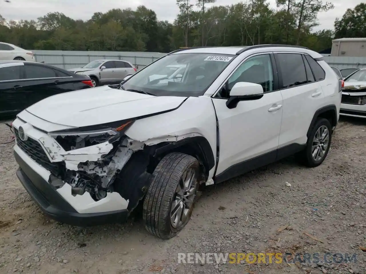 1 Photograph of a damaged car 2T3C1RFV0KW045875 TOYOTA RAV4 2019