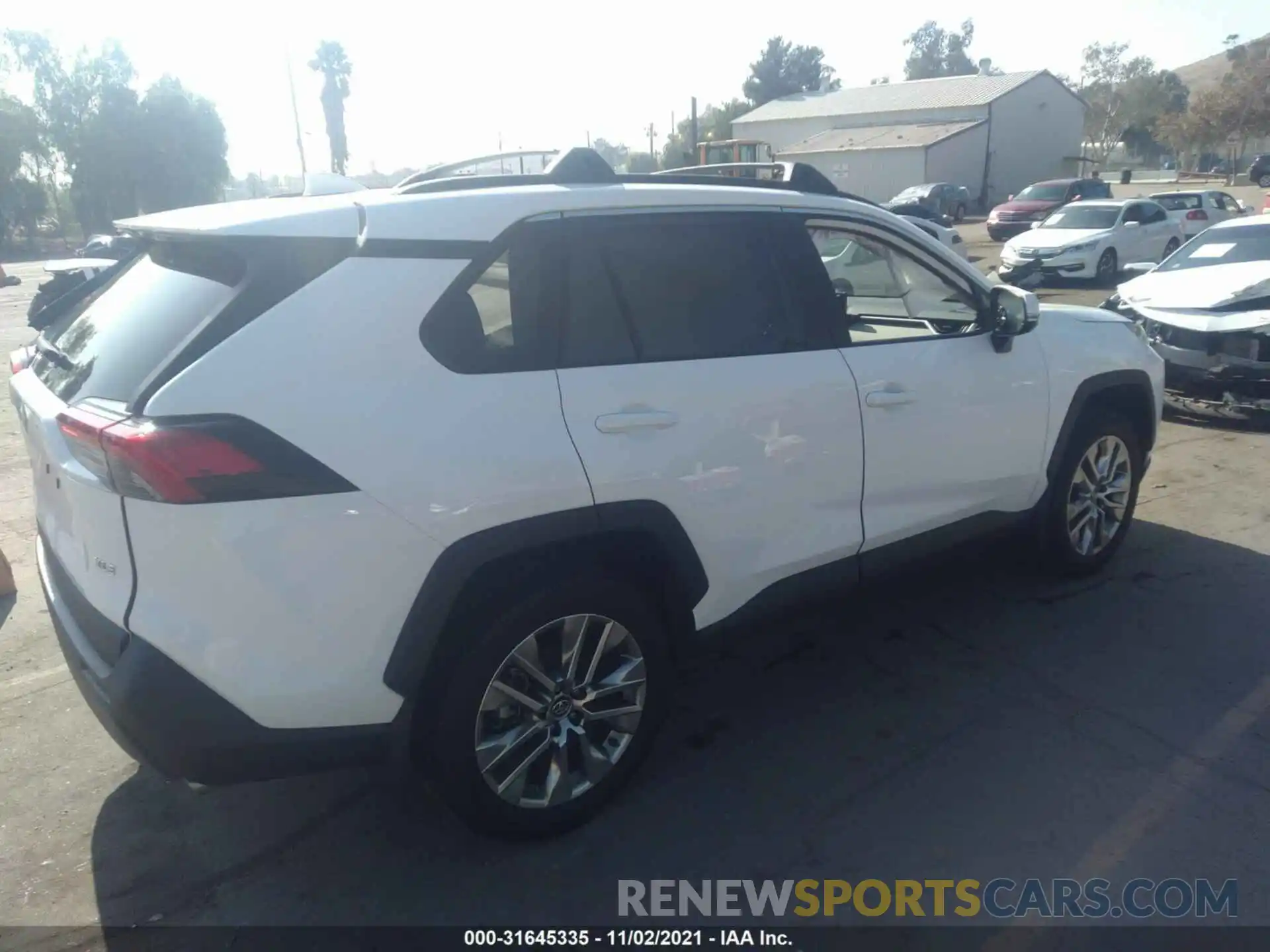 4 Photograph of a damaged car 2T3C1RFV1KC001644 TOYOTA RAV4 2019