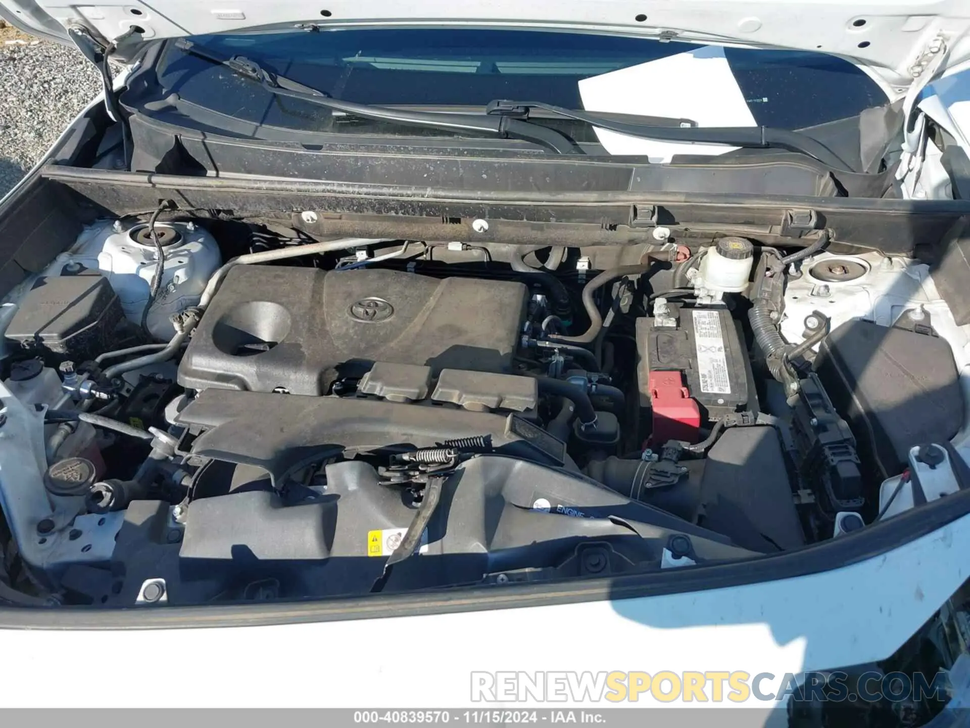 10 Photograph of a damaged car 2T3C1RFV1KW016904 TOYOTA RAV4 2019