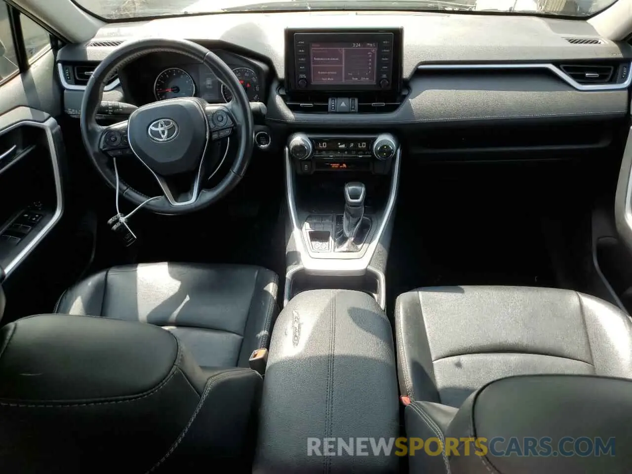 8 Photograph of a damaged car 2T3C1RFV1KW022847 TOYOTA RAV4 2019