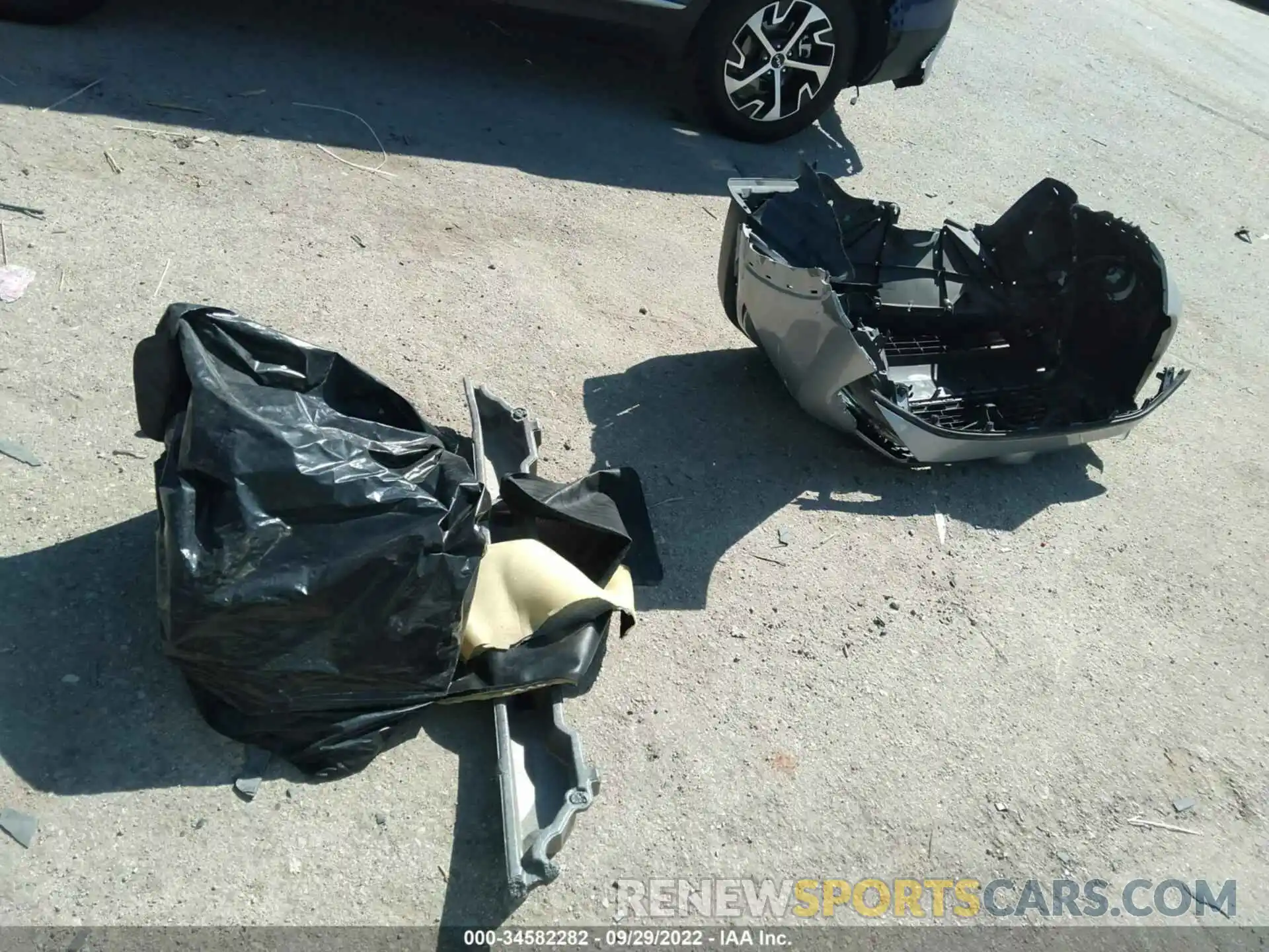 12 Photograph of a damaged car 2T3C1RFV1KW025280 TOYOTA RAV4 2019