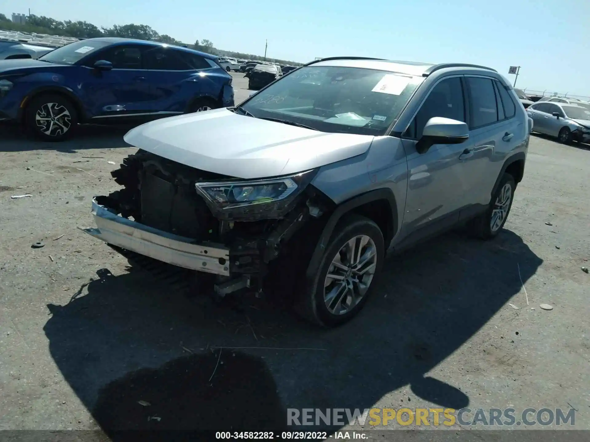 2 Photograph of a damaged car 2T3C1RFV1KW025280 TOYOTA RAV4 2019