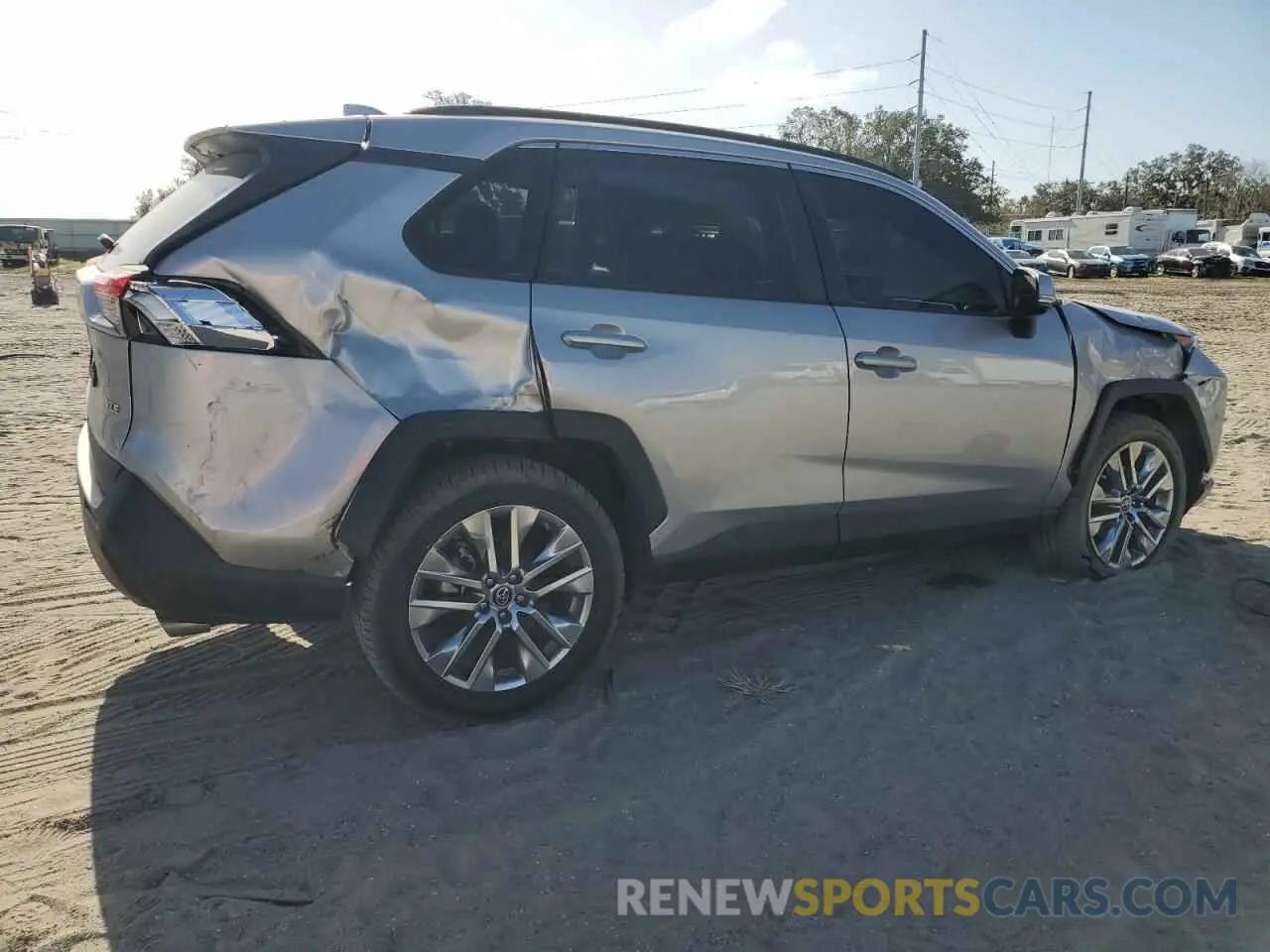 3 Photograph of a damaged car 2T3C1RFV1KW044010 TOYOTA RAV4 2019
