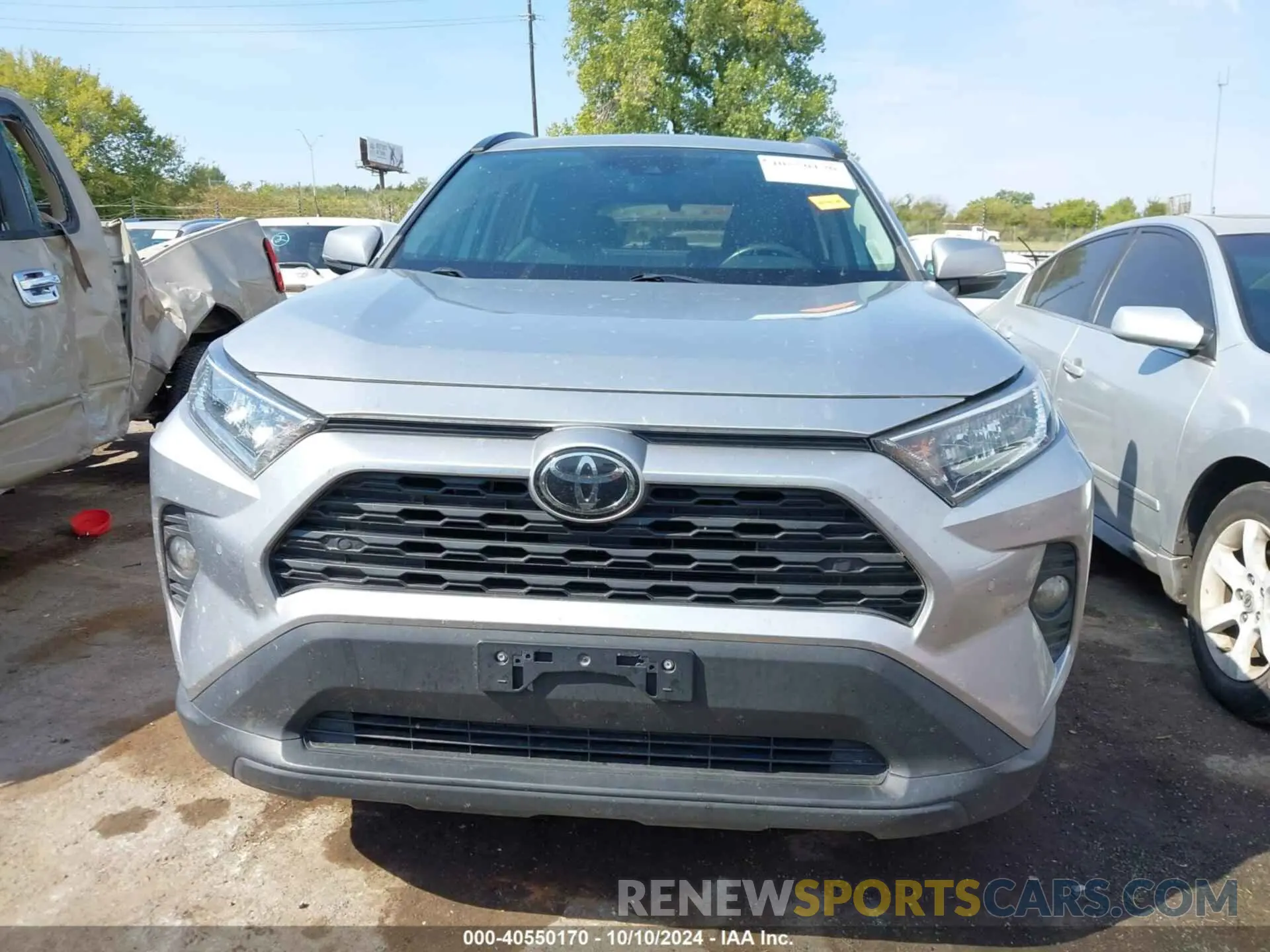 13 Photograph of a damaged car 2T3C1RFV2KC009123 TOYOTA RAV4 2019