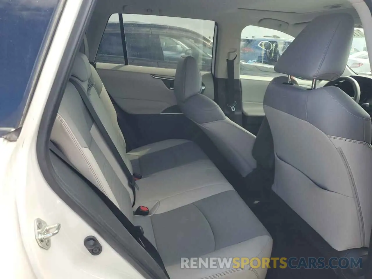 11 Photograph of a damaged car 2T3C1RFV2KC012054 TOYOTA RAV4 2019