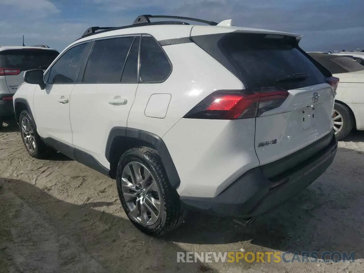 2 Photograph of a damaged car 2T3C1RFV2KC012054 TOYOTA RAV4 2019