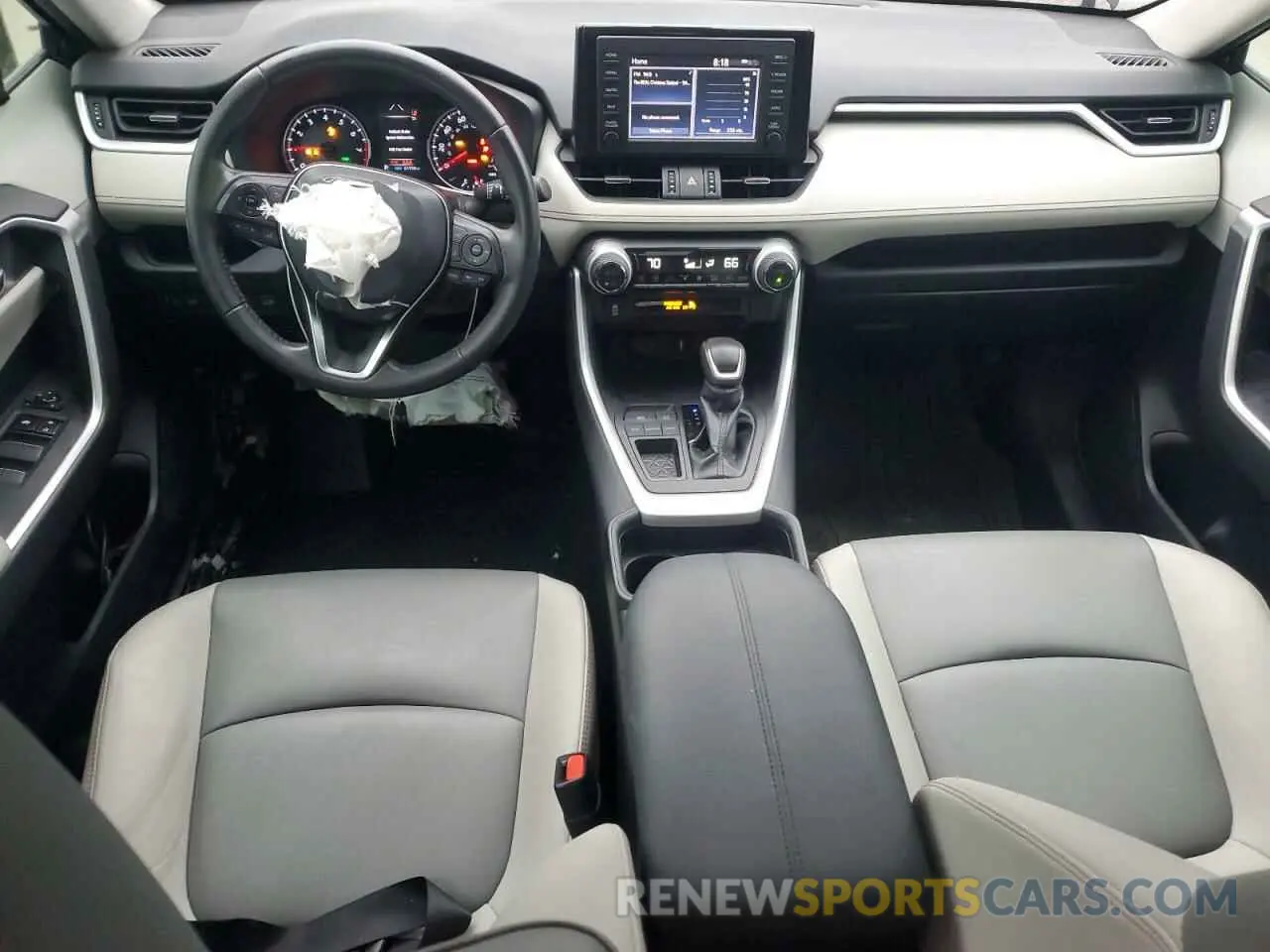 8 Photograph of a damaged car 2T3C1RFV2KC021465 TOYOTA RAV4 2019