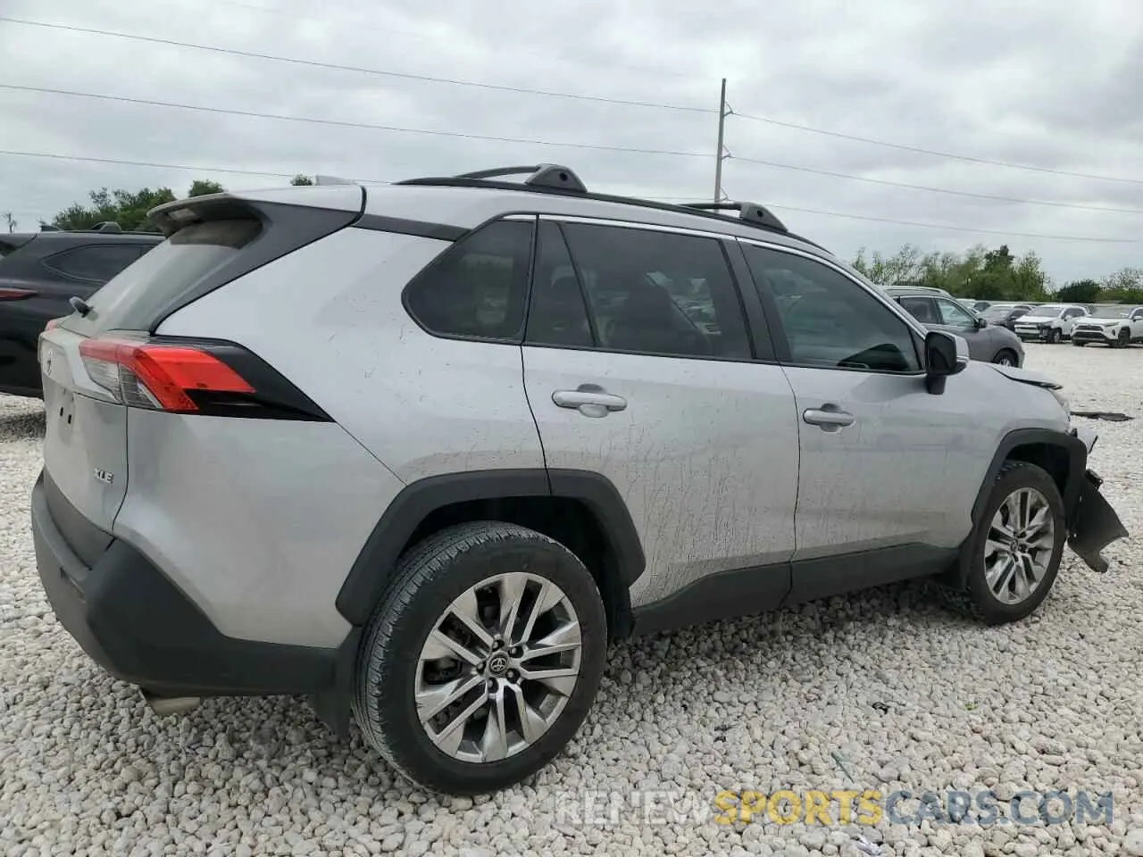 3 Photograph of a damaged car 2T3C1RFV2KC022891 TOYOTA RAV4 2019