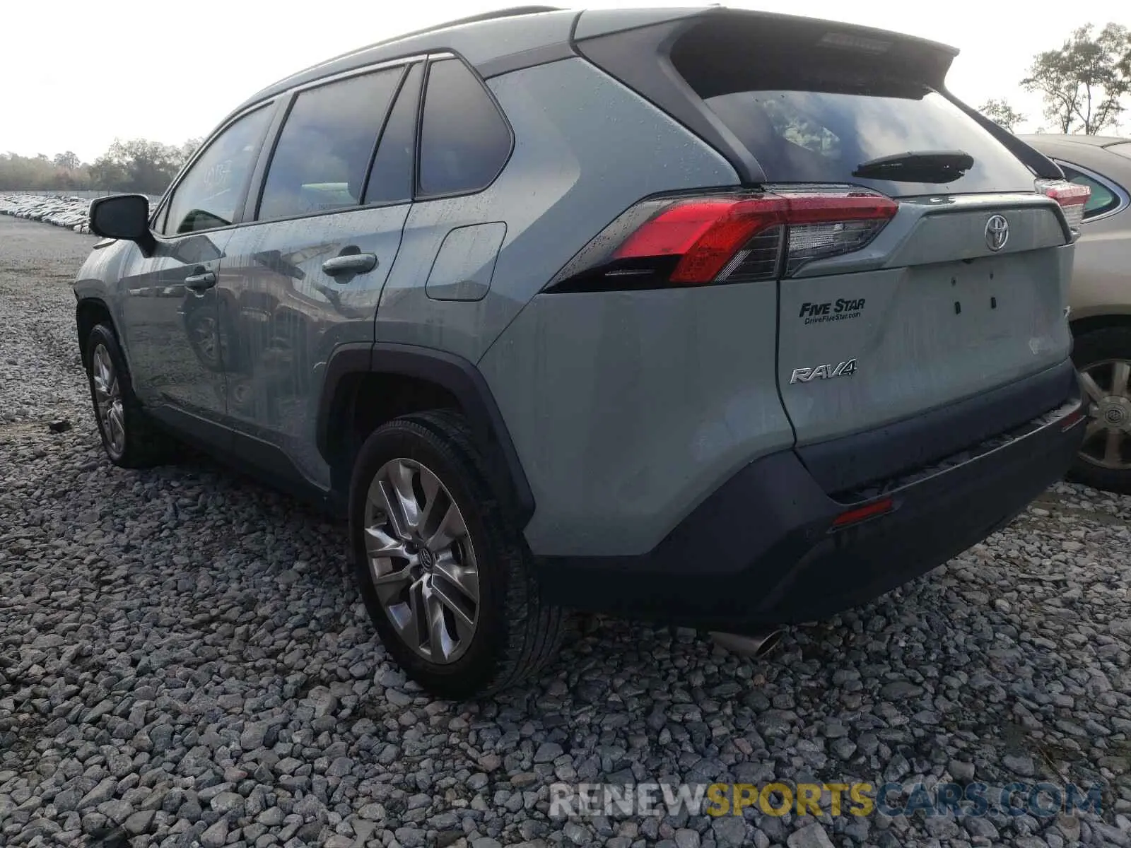 3 Photograph of a damaged car 2T3C1RFV2KW006513 TOYOTA RAV4 2019