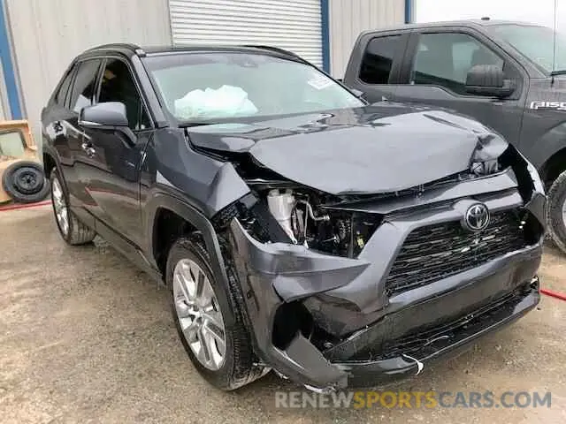 1 Photograph of a damaged car 2T3C1RFV3KC004545 TOYOTA RAV4 2019