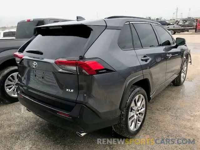 4 Photograph of a damaged car 2T3C1RFV3KC004545 TOYOTA RAV4 2019