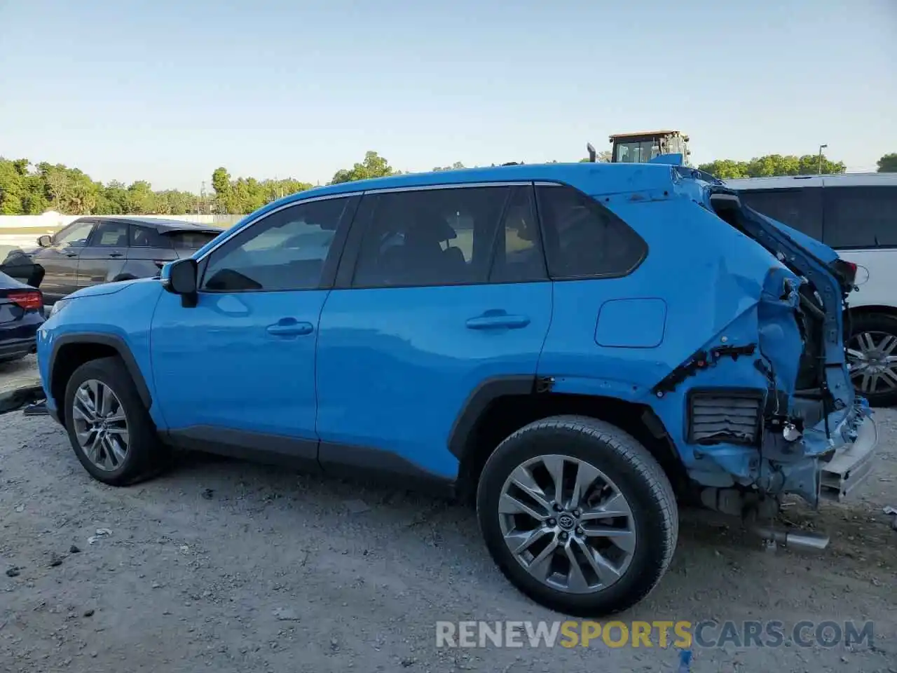 2 Photograph of a damaged car 2T3C1RFV3KC015979 TOYOTA RAV4 2019