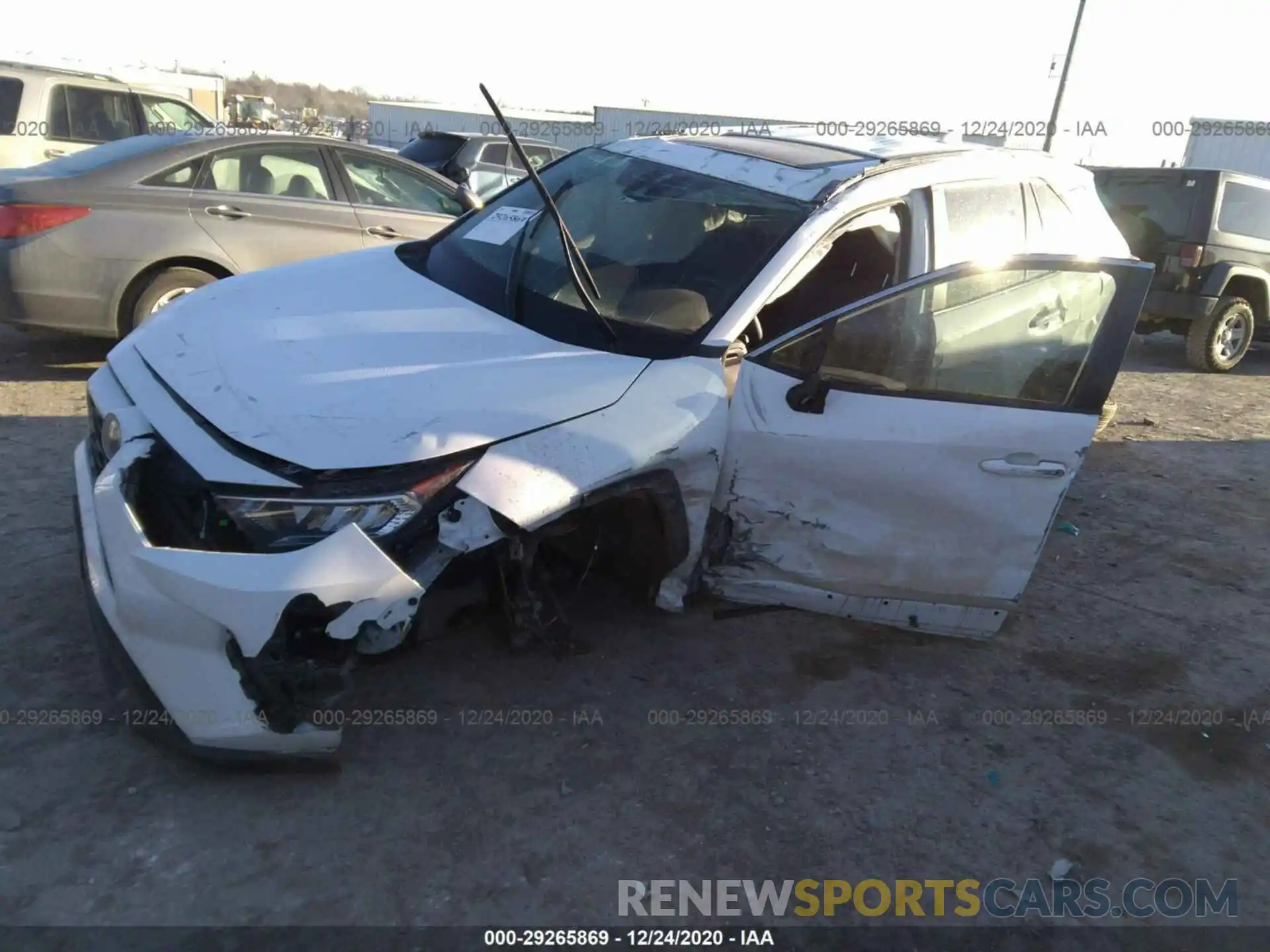 2 Photograph of a damaged car 2T3C1RFV3KW032344 TOYOTA RAV4 2019