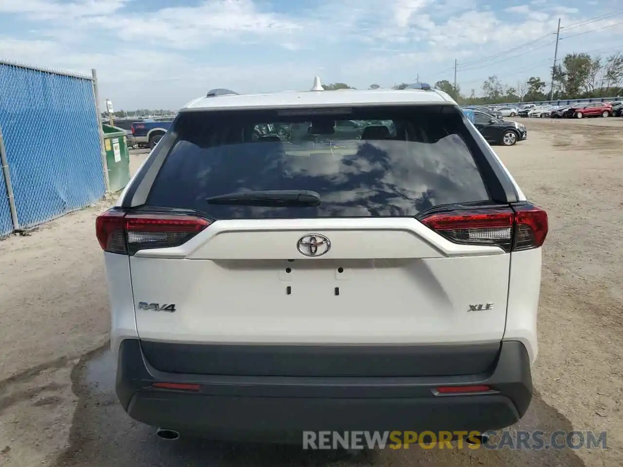 6 Photograph of a damaged car 2T3C1RFV3KW047037 TOYOTA RAV4 2019