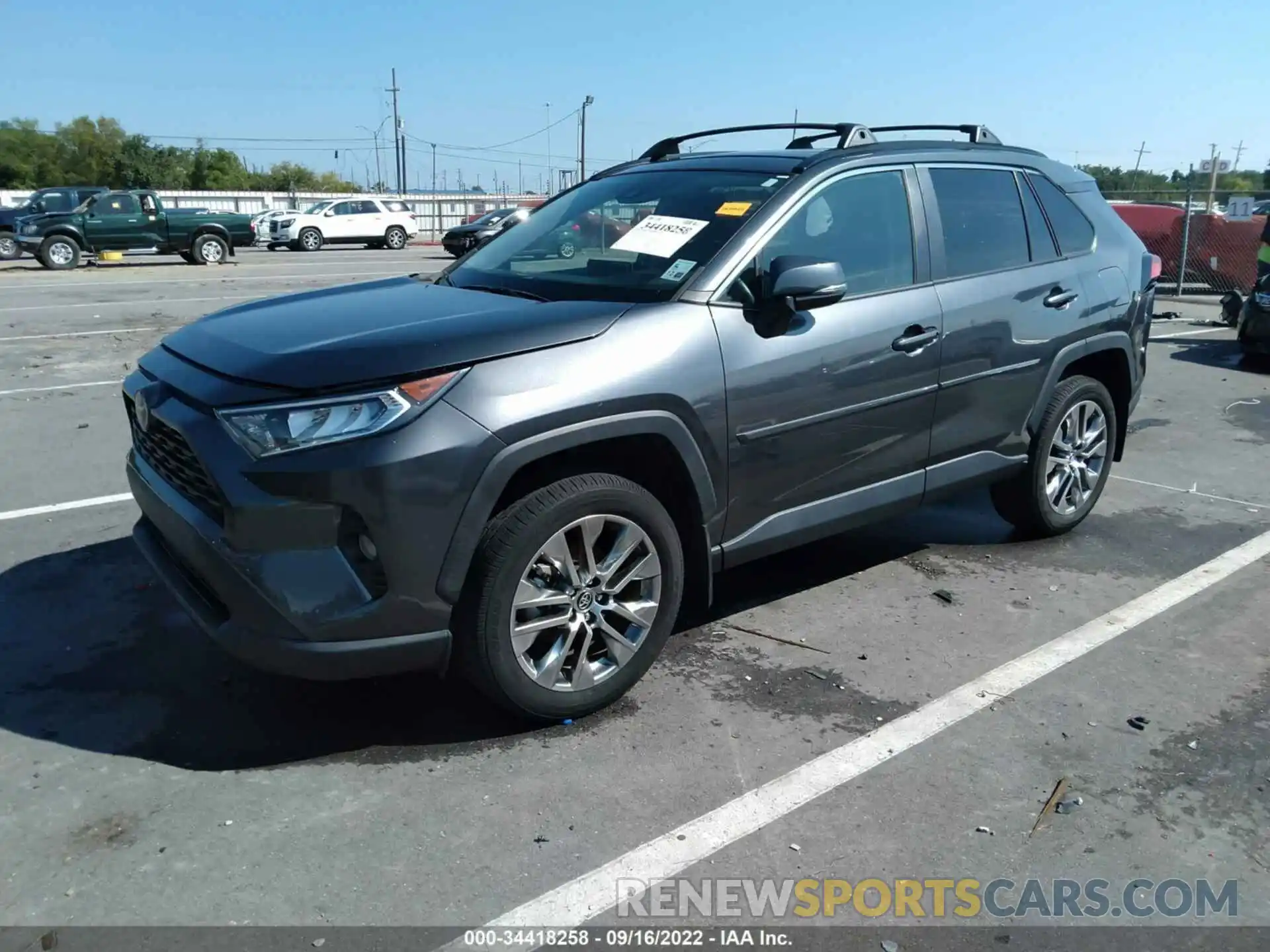 2 Photograph of a damaged car 2T3C1RFV4KC029583 TOYOTA RAV4 2019