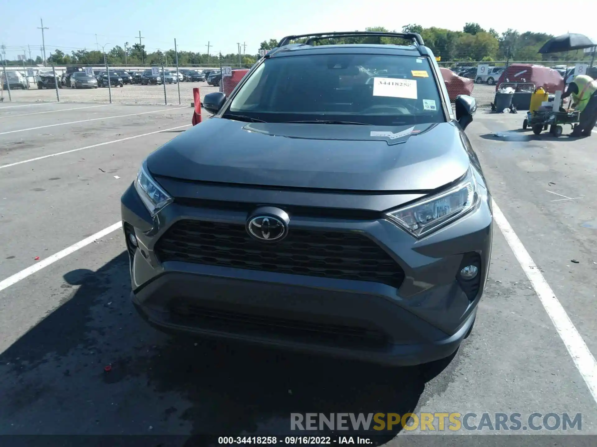 6 Photograph of a damaged car 2T3C1RFV4KC029583 TOYOTA RAV4 2019