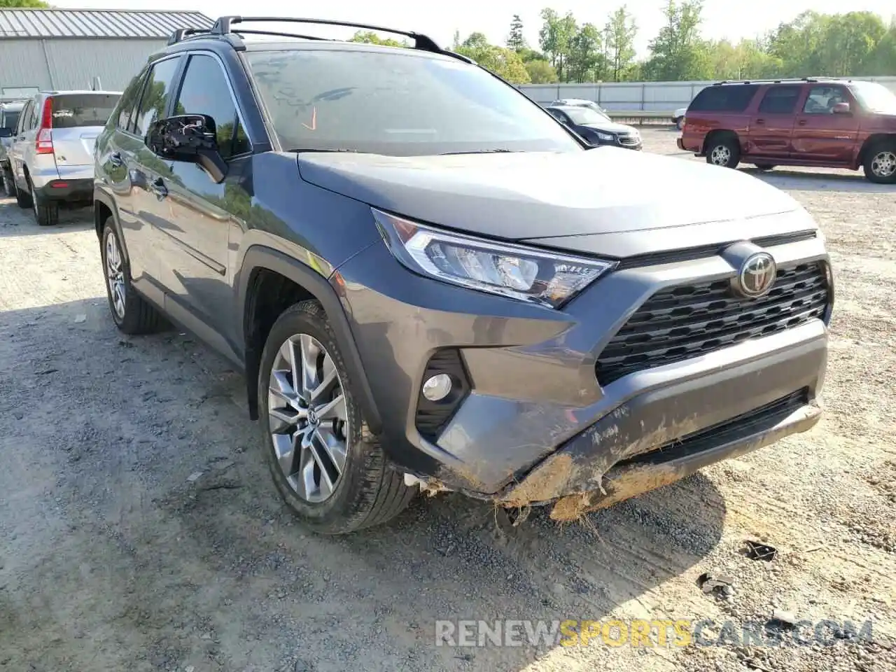 1 Photograph of a damaged car 2T3C1RFV4KC030376 TOYOTA RAV4 2019