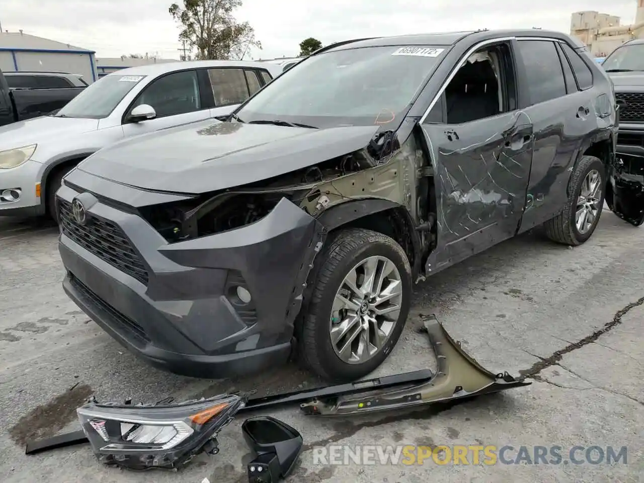 9 Photograph of a damaged car 2T3C1RFV4KC033360 TOYOTA RAV4 2019