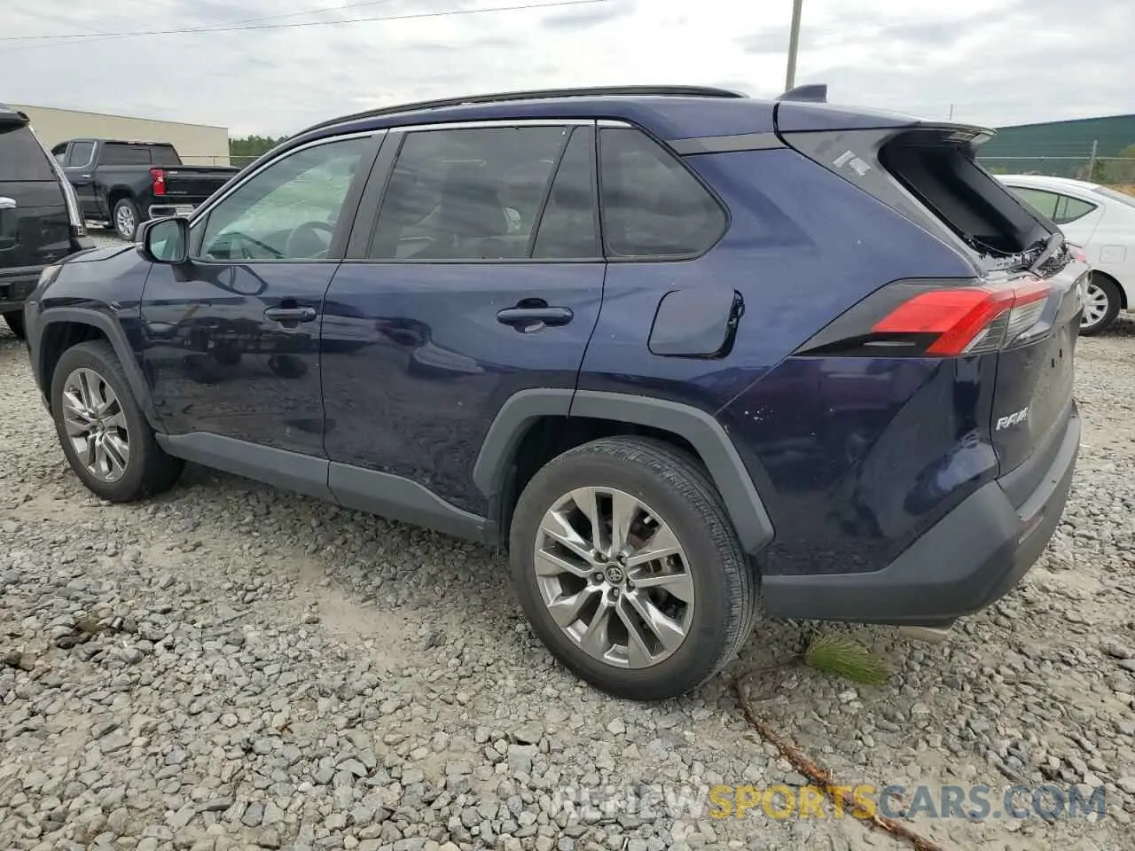 2 Photograph of a damaged car 2T3C1RFV4KW052022 TOYOTA RAV4 2019