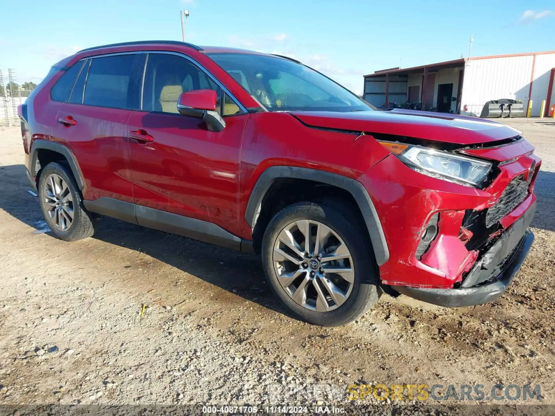 1 Photograph of a damaged car 2T3C1RFV4KW056202 TOYOTA RAV4 2019