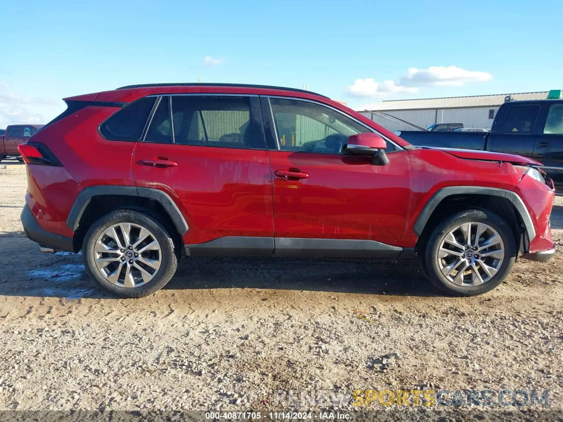 14 Photograph of a damaged car 2T3C1RFV4KW056202 TOYOTA RAV4 2019