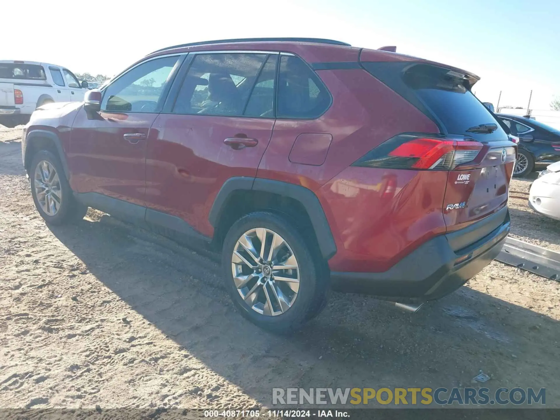 3 Photograph of a damaged car 2T3C1RFV4KW056202 TOYOTA RAV4 2019