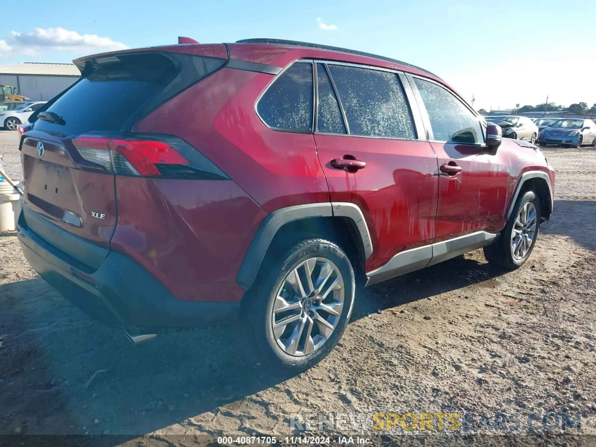 4 Photograph of a damaged car 2T3C1RFV4KW056202 TOYOTA RAV4 2019