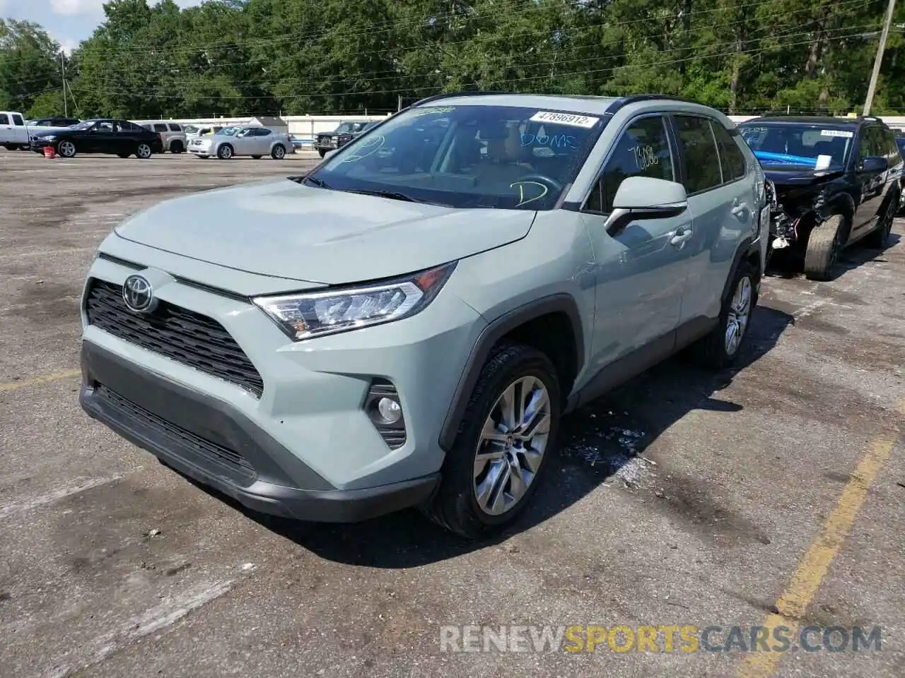 2 Photograph of a damaged car 2T3C1RFV5KC001405 TOYOTA RAV4 2019