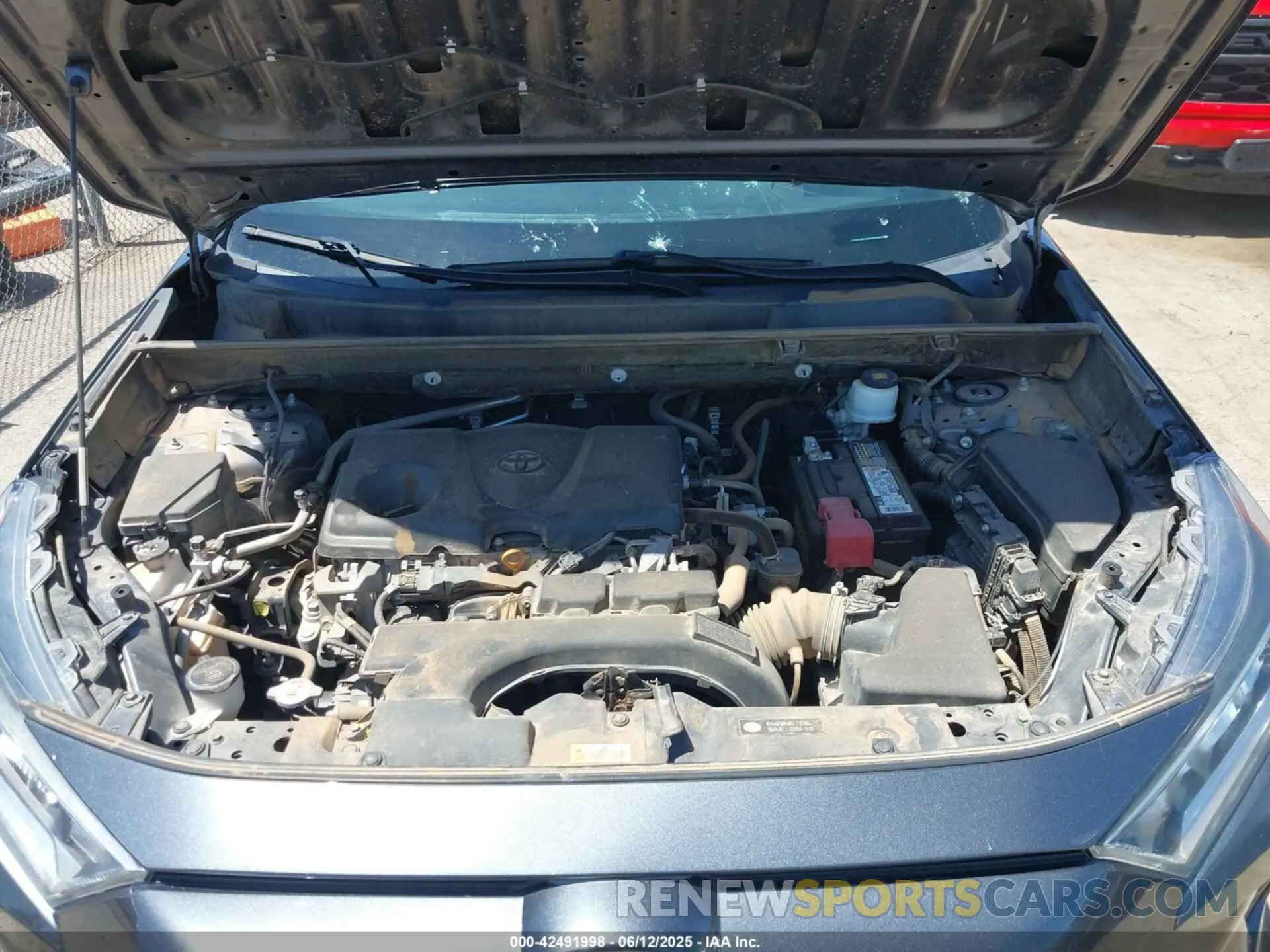 10 Photograph of a damaged car 2T3C1RFV5KC002988 TOYOTA RAV4 2019